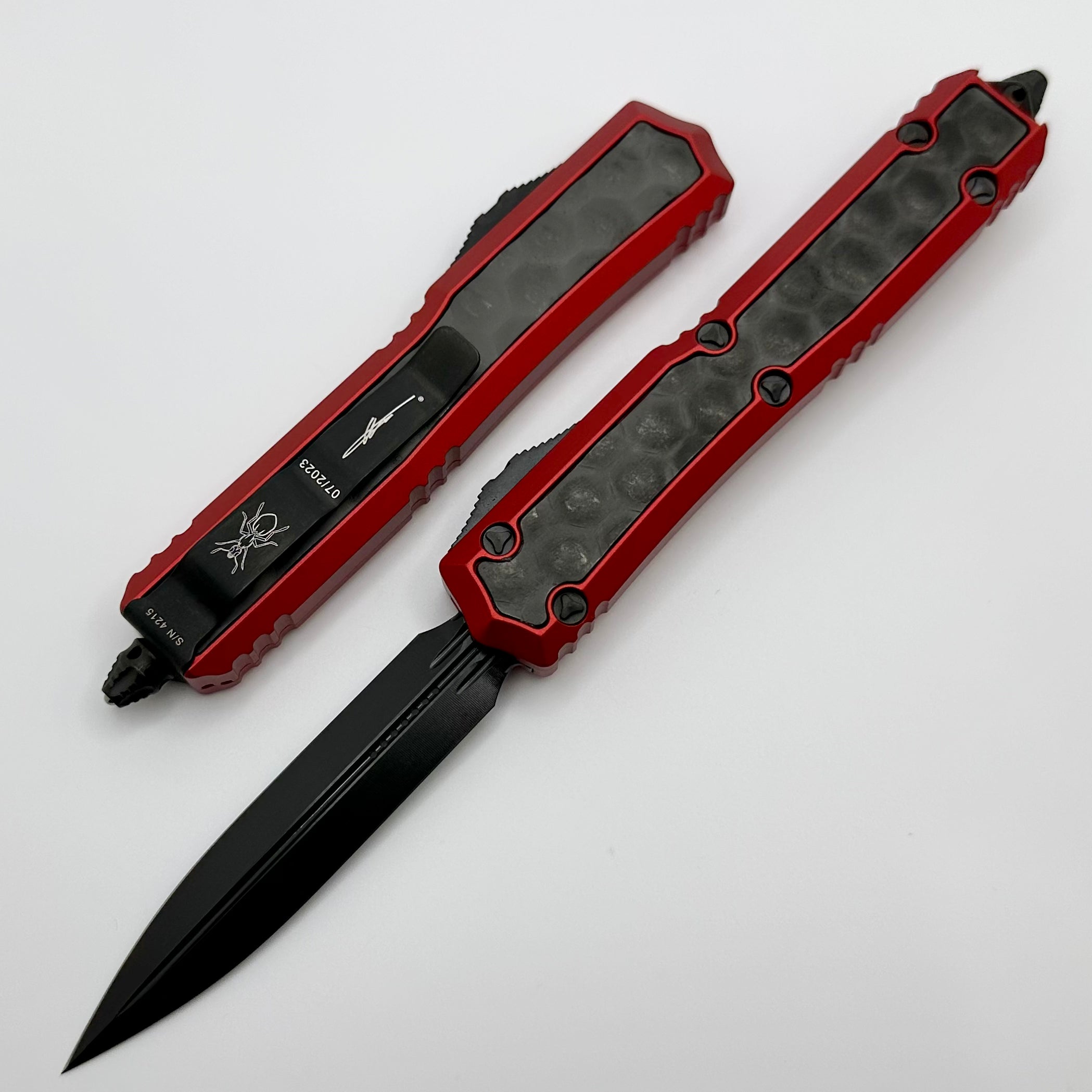 Premium Microtech Makora Red Chassis - DLC Bubble Inlays & Double Edge Signature Series 206-1DLCTRDBIS