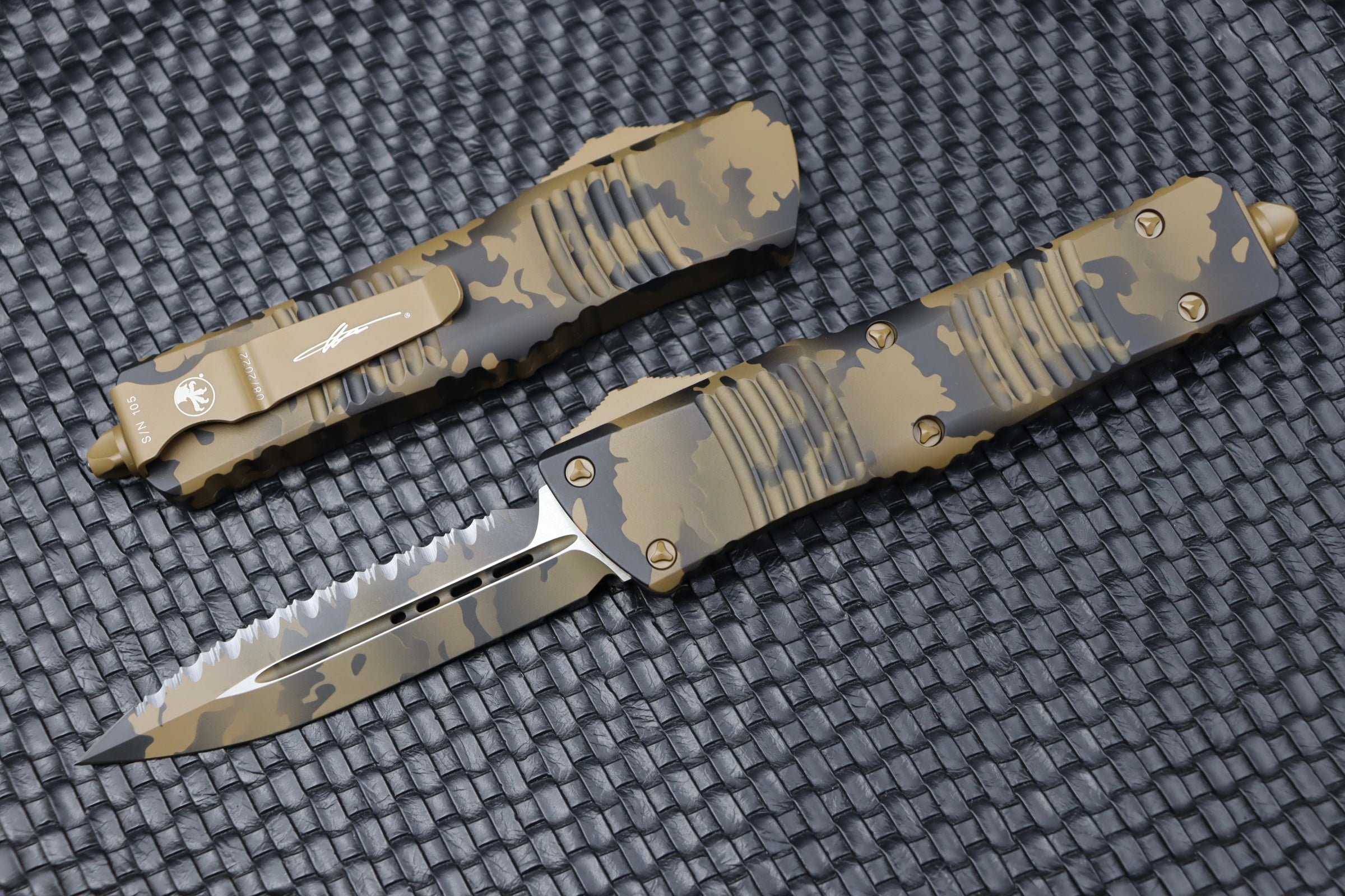 Premium Microtech Combat Troodon Coyote Camo - Ultimate Tactical OTF Knife