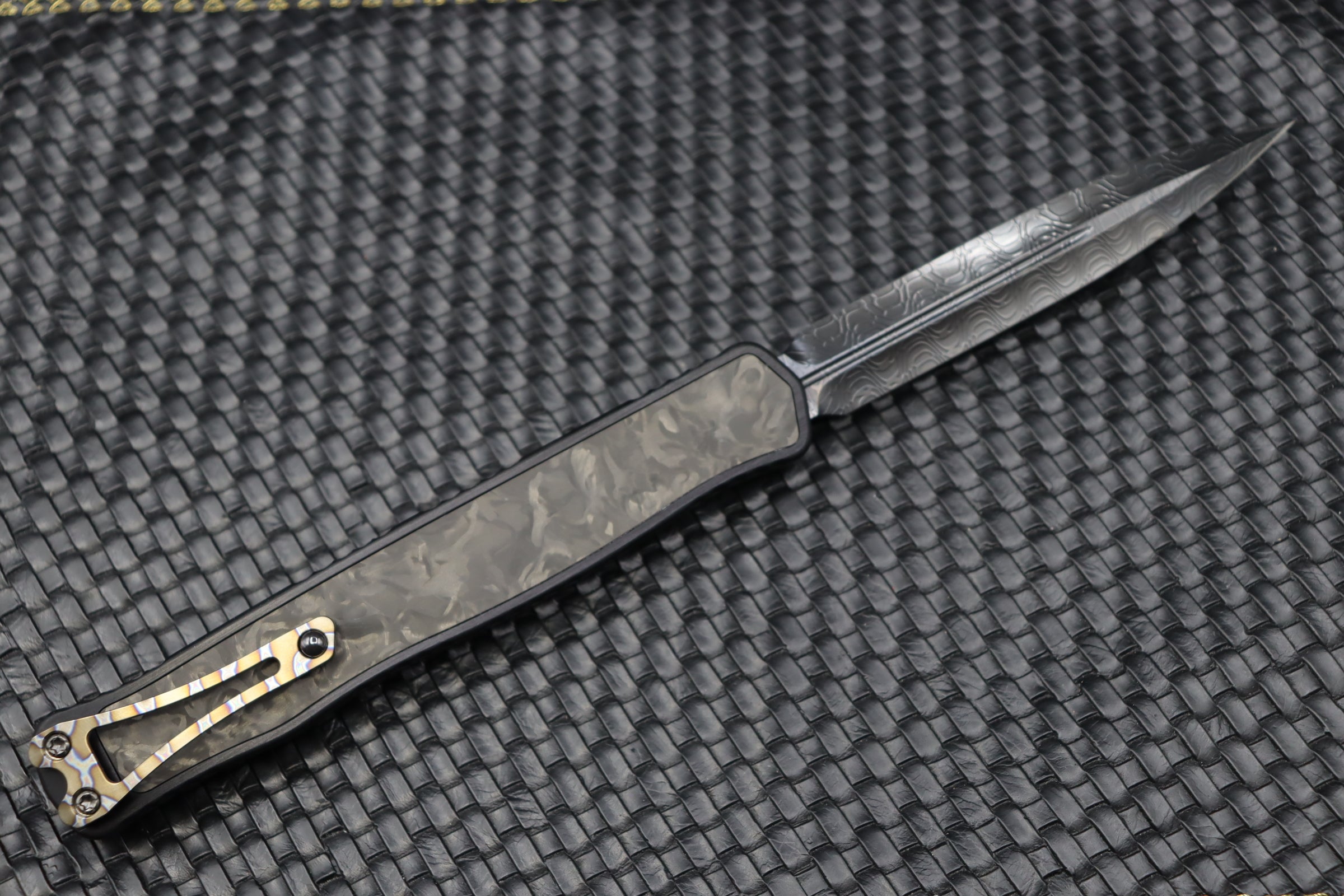 Heretic Knives Cleric II 2 Vegas Forge D/E DLC Damascus & Marble Carbon Fiber Folding Knife with Flamed Clip/Button