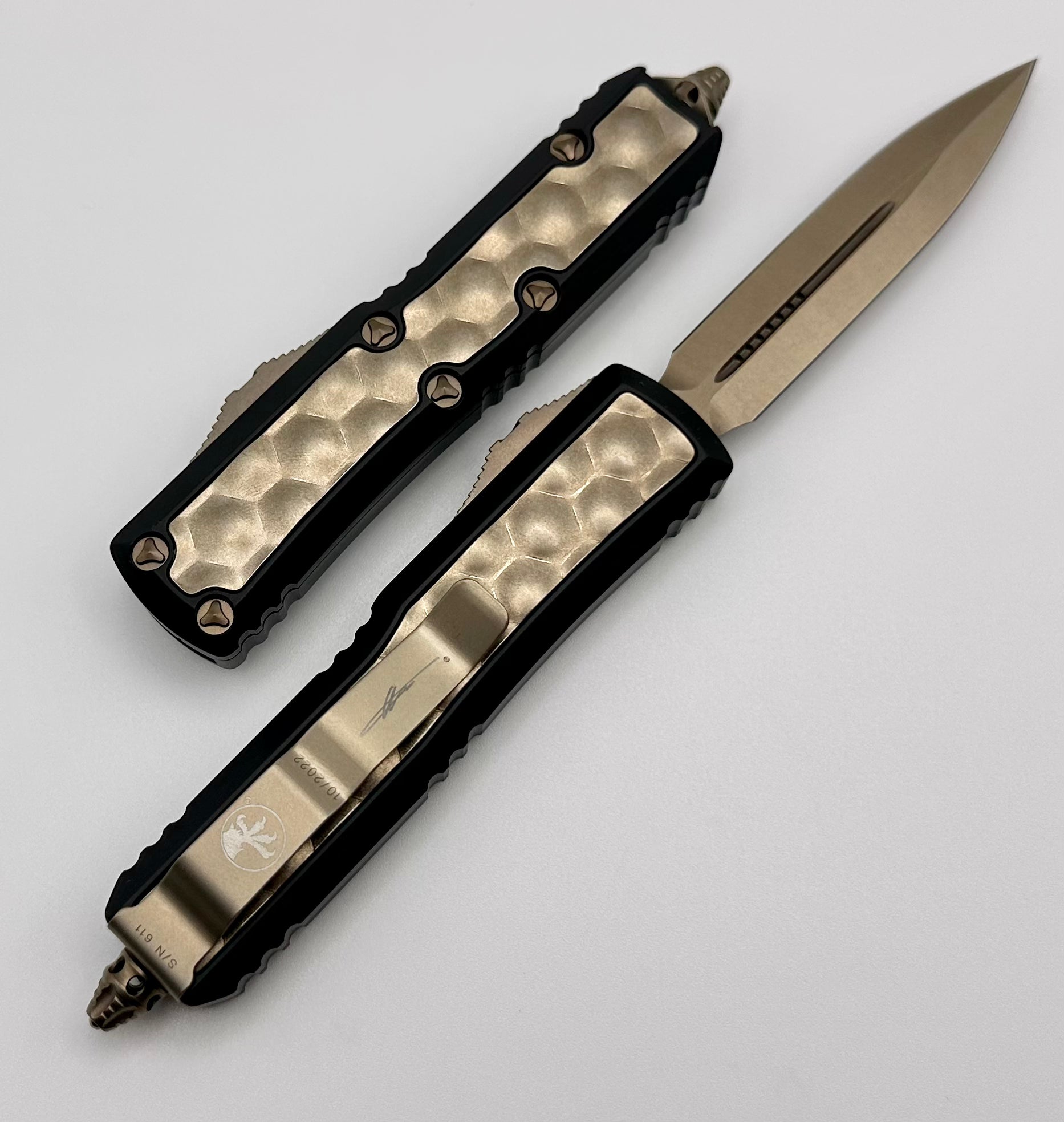 Premium Microtech Daytona D/E Bronze Knife with Brute Bubble Inlays