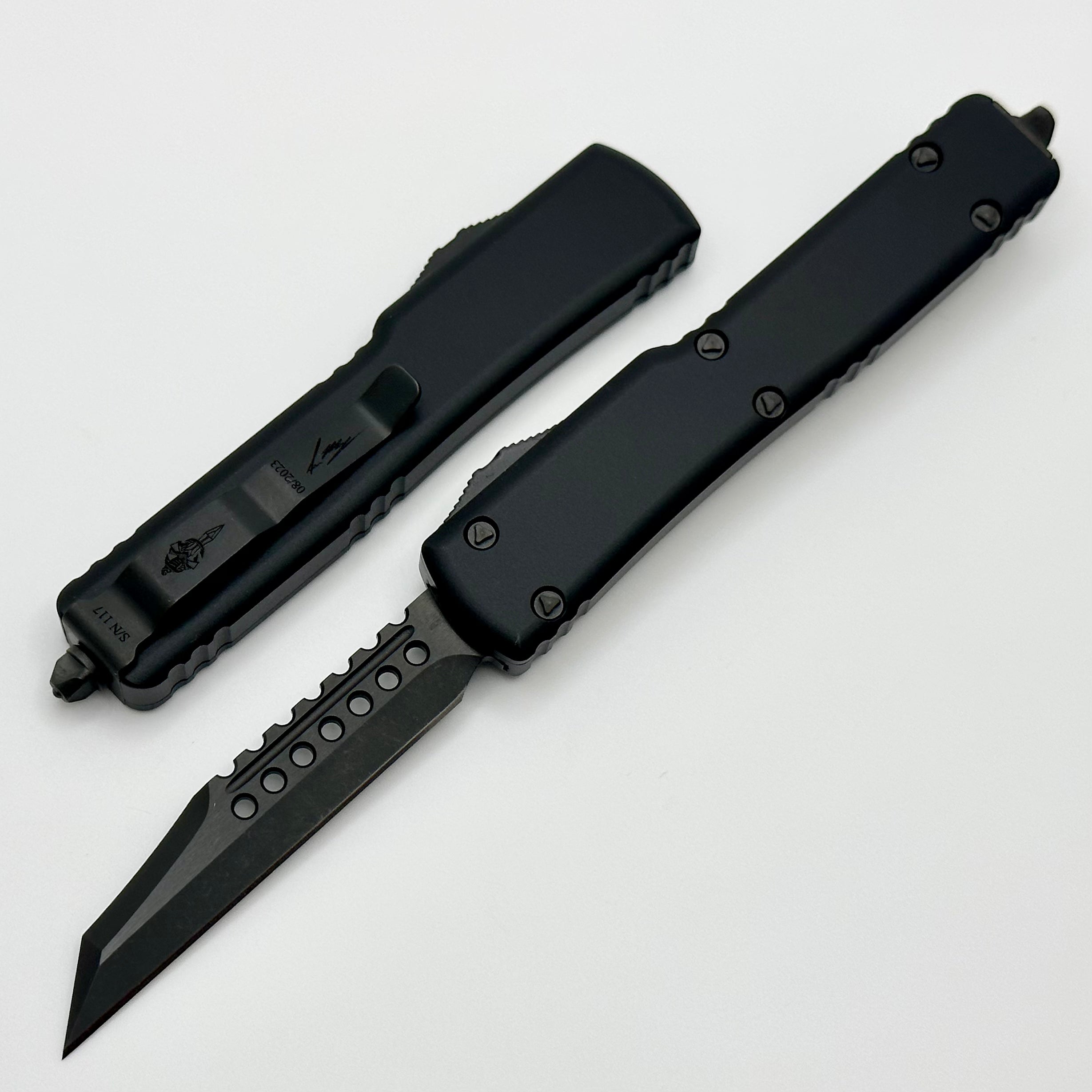 Microtech UTX-70 Warhound Shadow DLC Signature Series | Premium Compact Tactical Knife