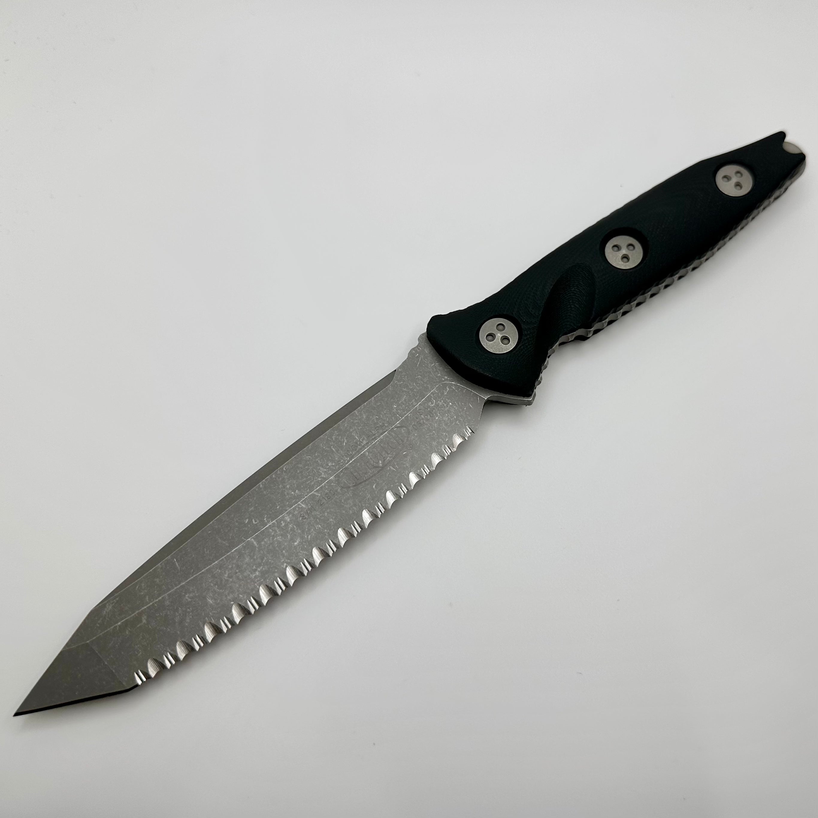 Microtech Socom Alpha Tanto Apocalyptic Fully Serrated Tactical Knife - Ultimate Grip & Precision