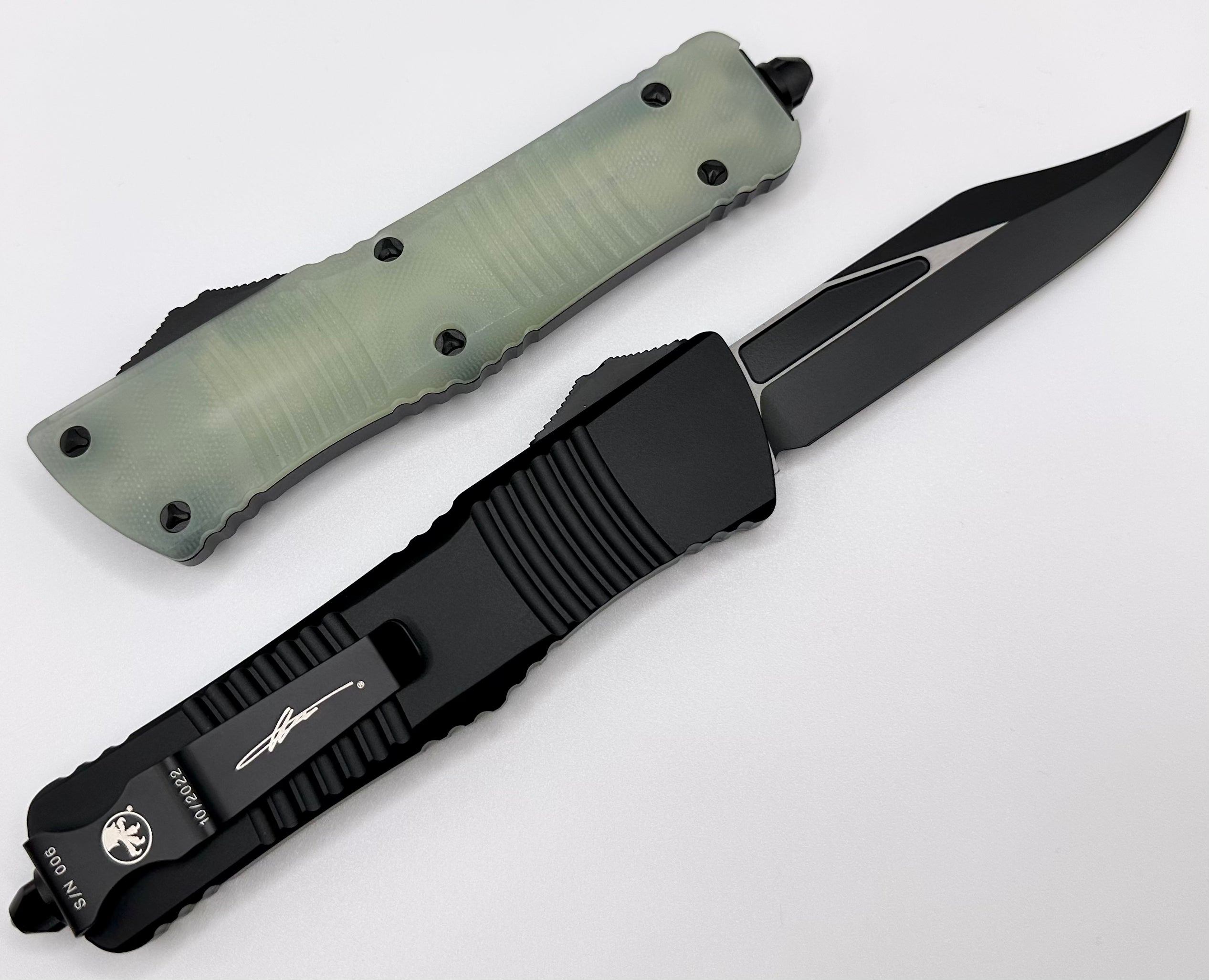 Microtech Combat Troodon Bowie Black Standard Jade Green Signature Series 146-1GTJGS - Ultimate Tactical OTF Knife