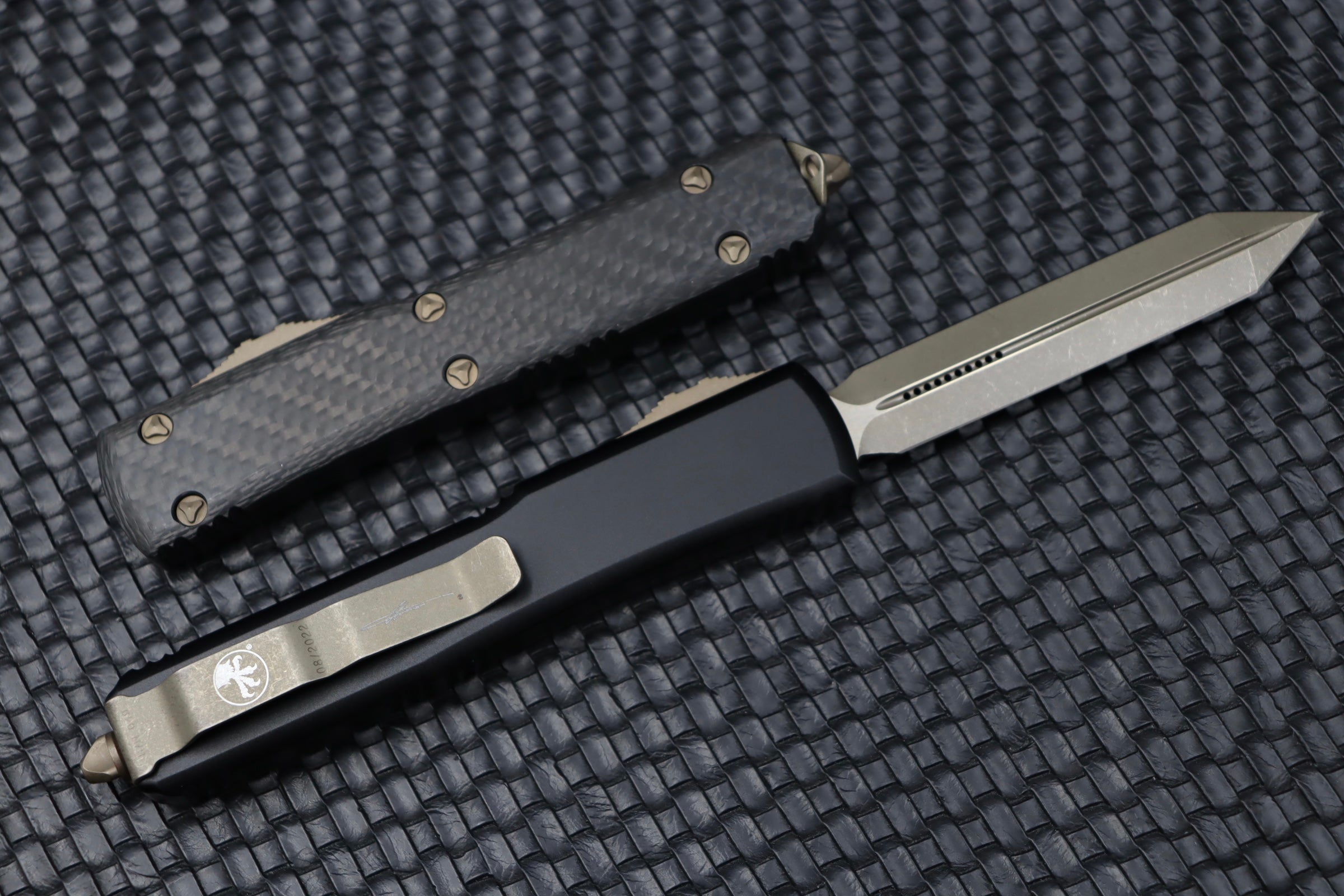 Premium Microtech Ultratech Spartan - Bronzed Apocalyptic & Carbon Fiber Edition