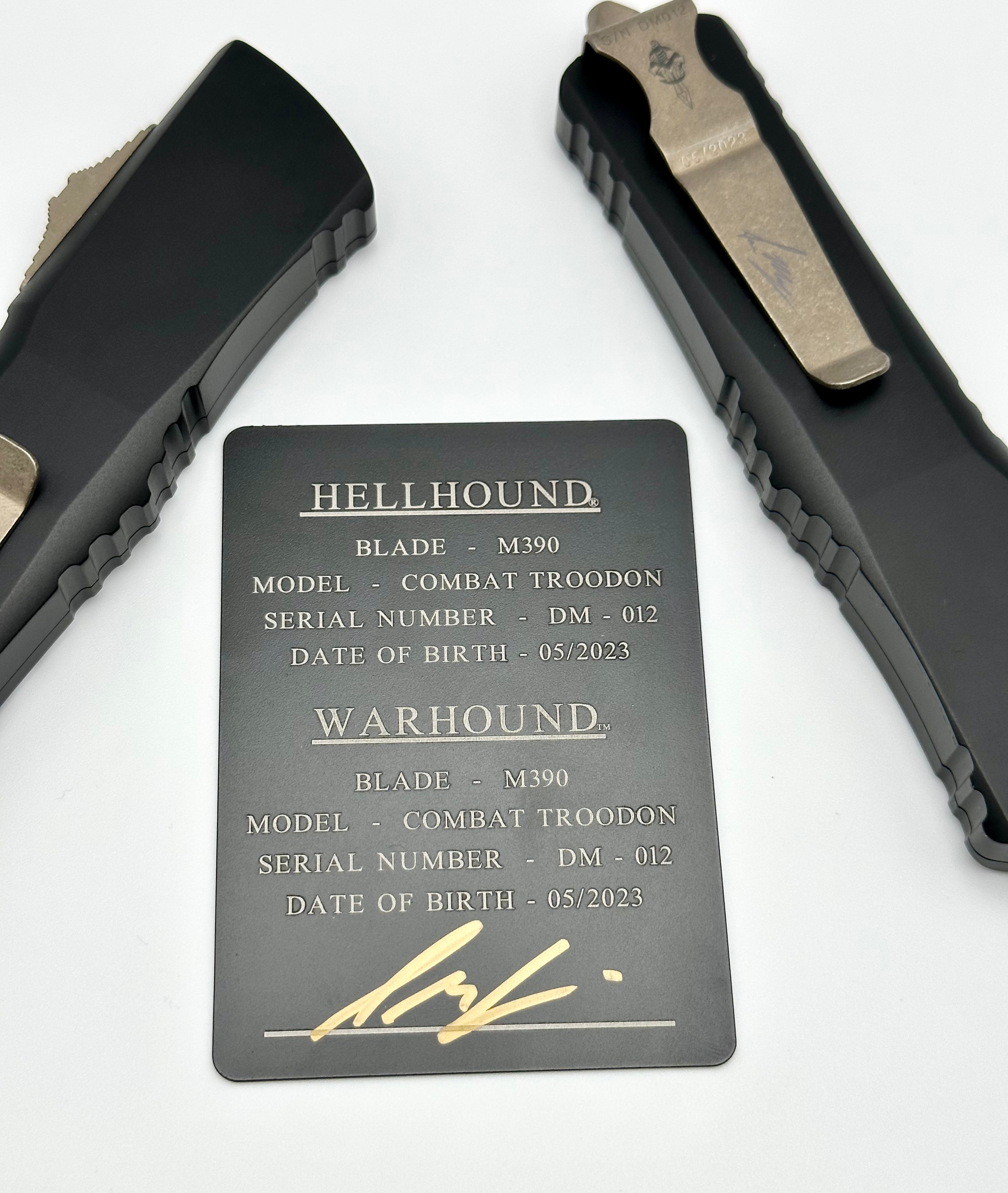 Premium Microtech Combat Troodon Set - Dead Man's Hand Hellhound & Warhound Signature Series