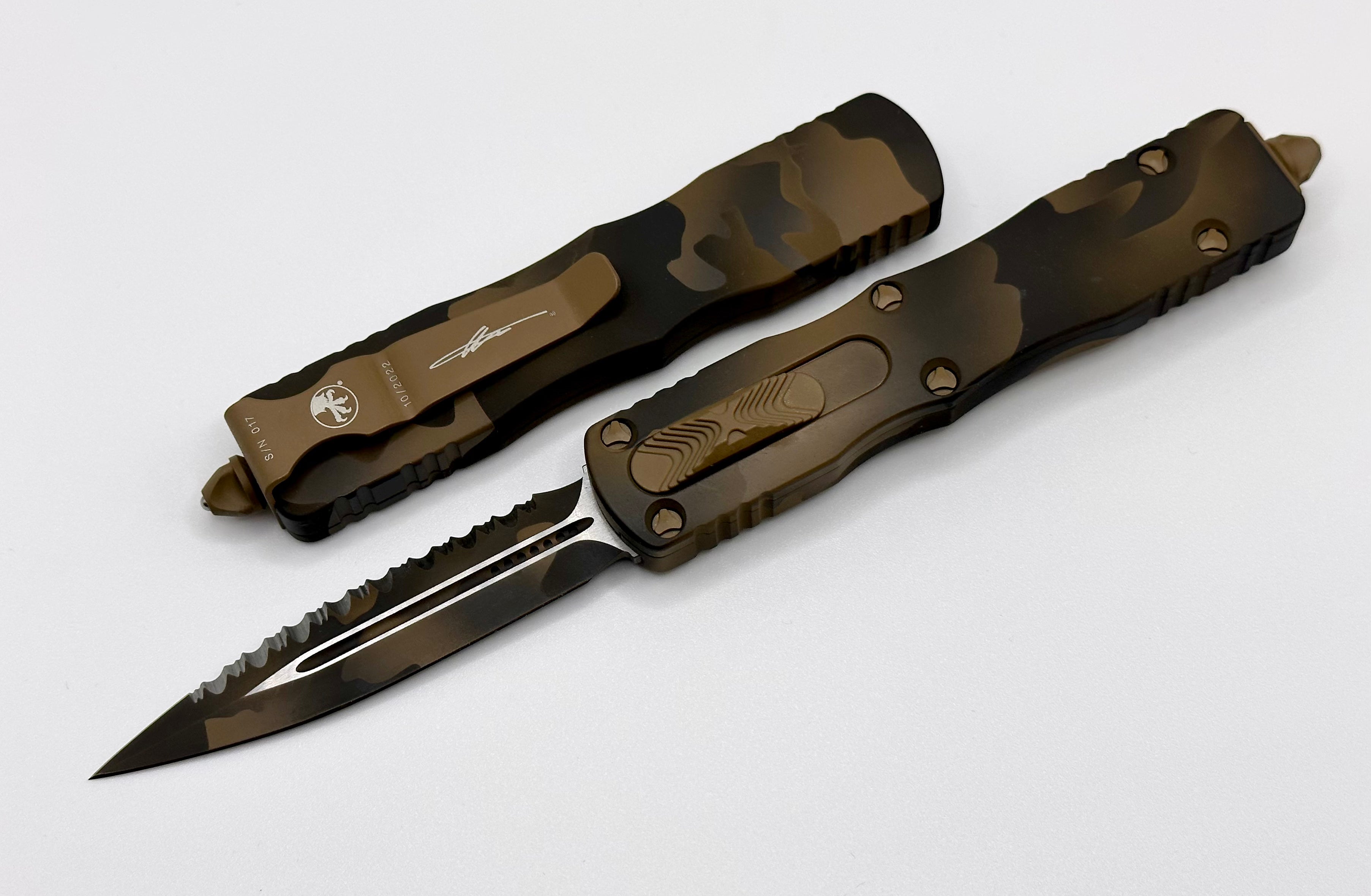 Premium Microtech Dirac Coyote Camo D/E Serrated Tactical Knife