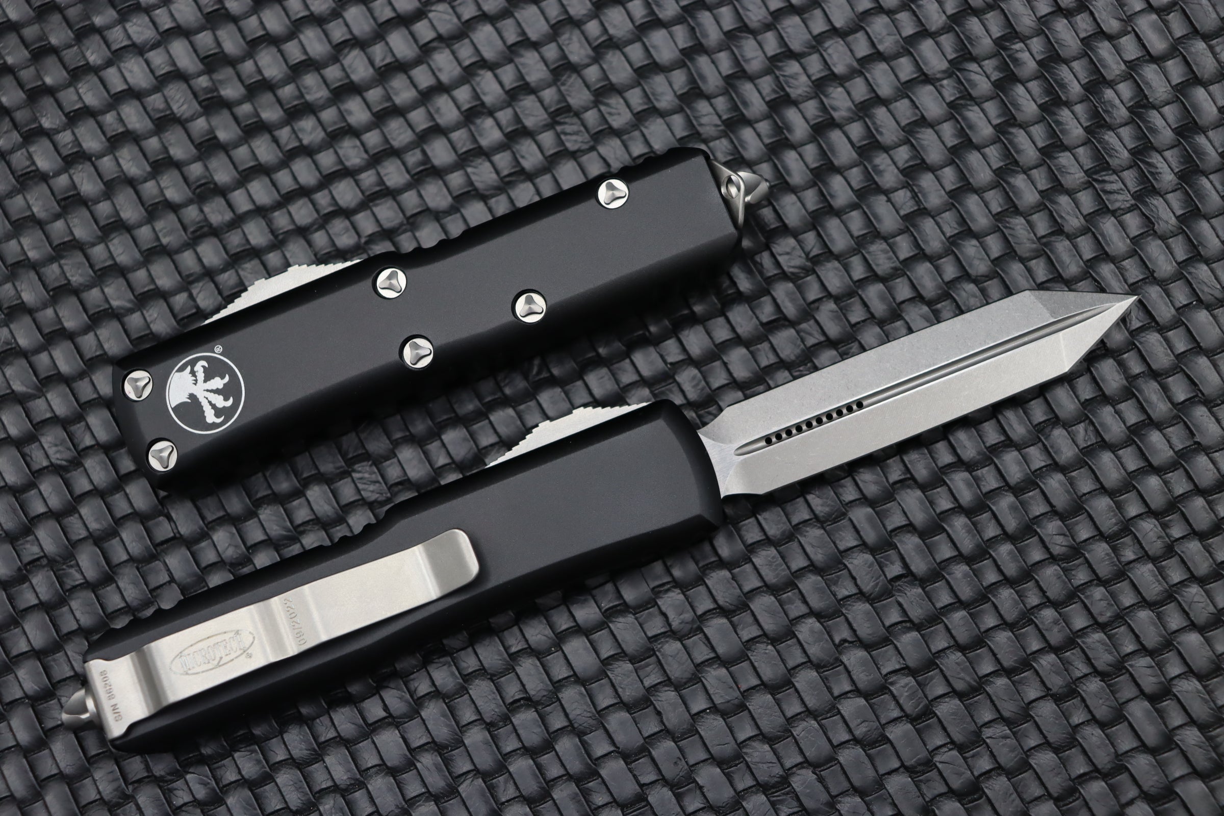 Microtech UTX-85 Spartan Stonewash EDC Knife - Premium Black & Standard Finish