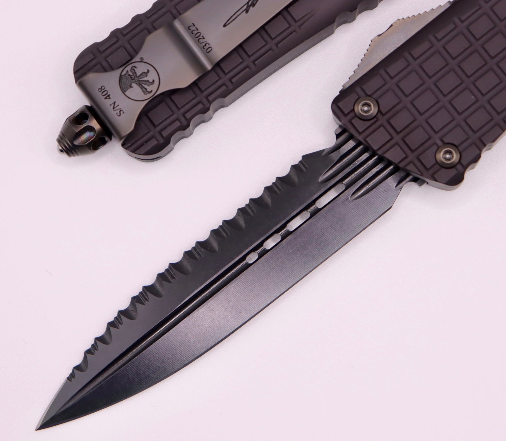 Microtech Combat Troodon Delta Frag Shadow Fluted DLC Double Edge Fully Serrated - Ultimate Tactical Knife