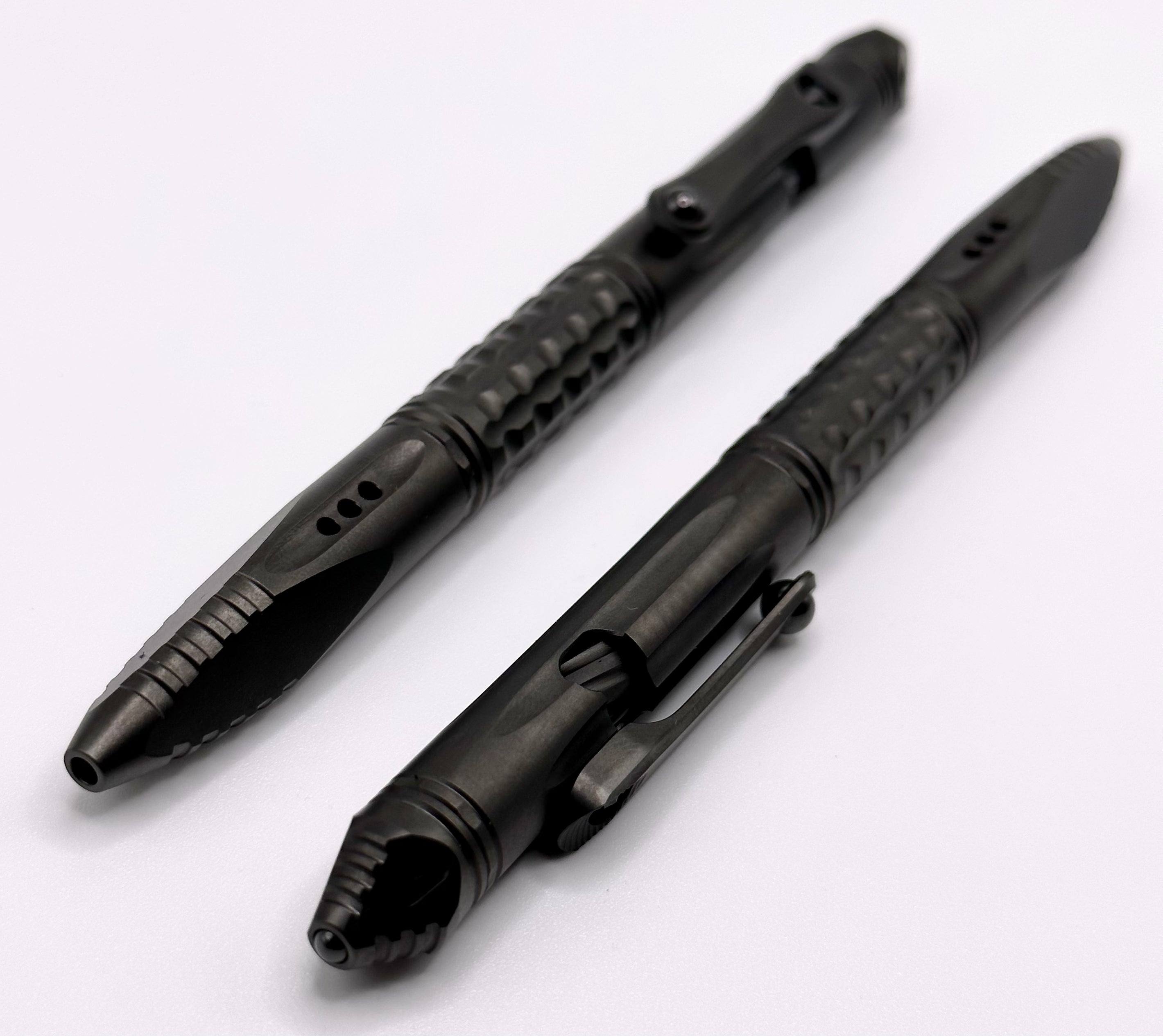 Microtech Kyroh Premium Bolt-Action Pen - DLC Titanium Full Size