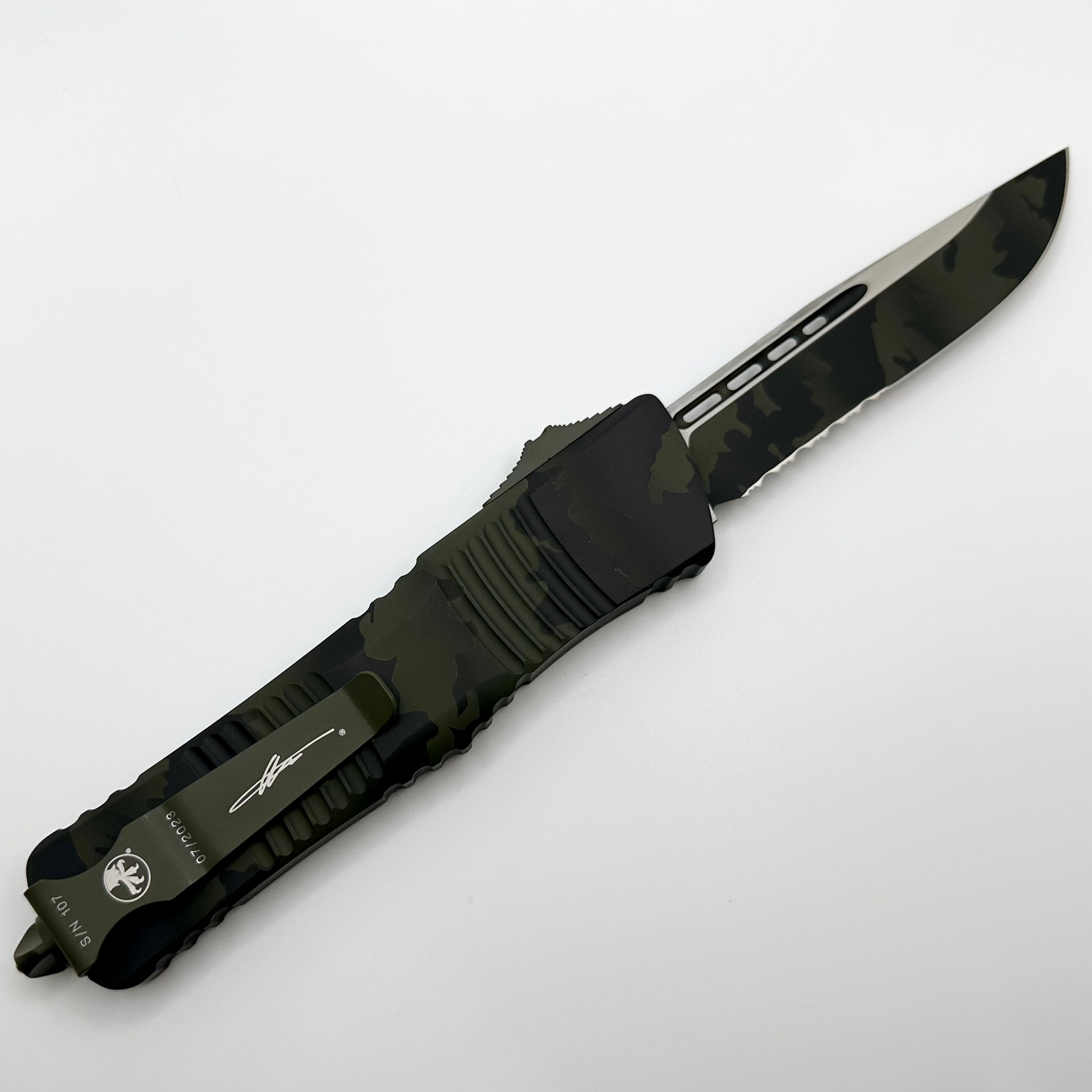 Microtech Combat Troodon Urban Camo - Premium OTF Tactical Knife