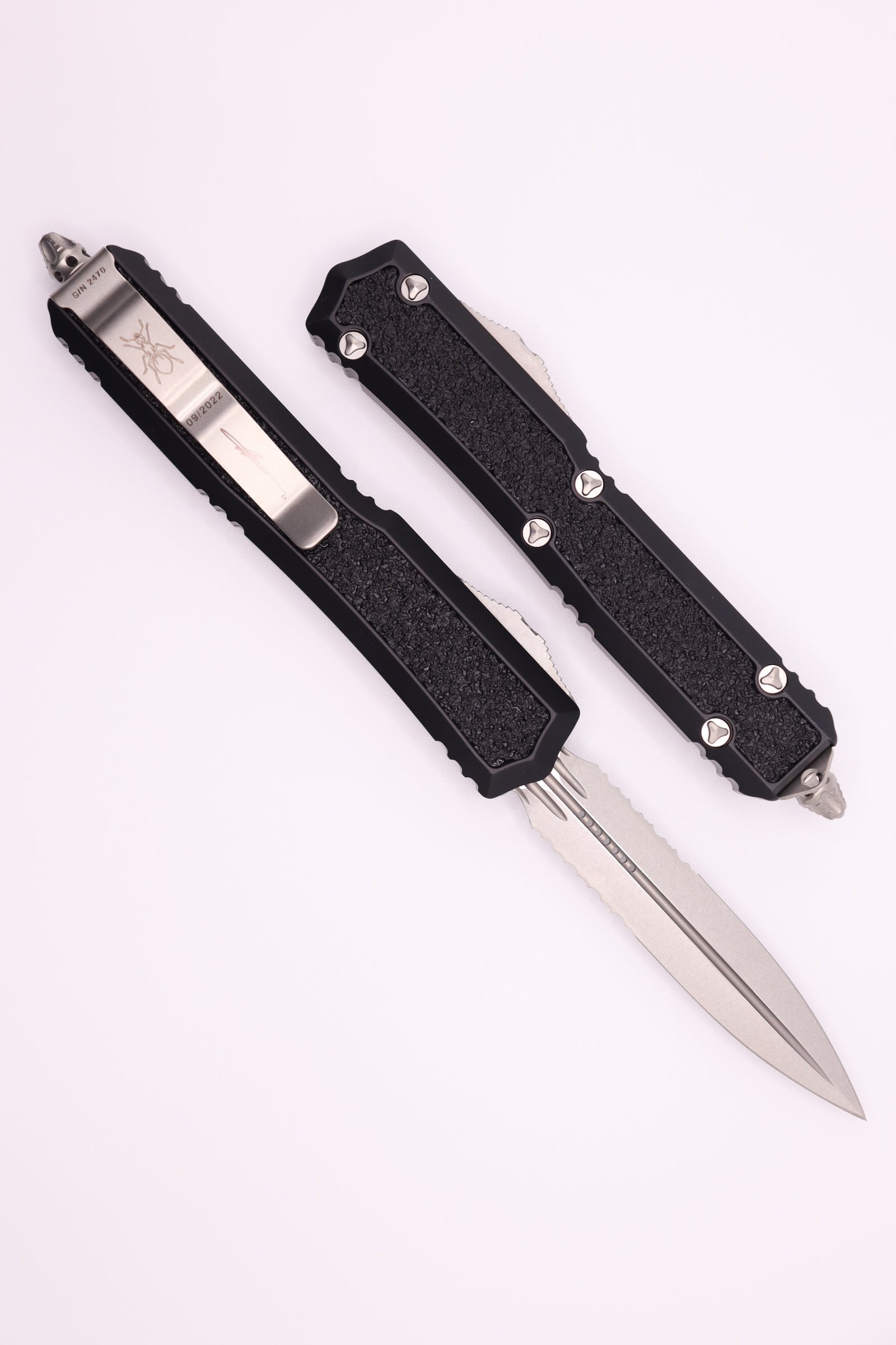 Premium Microtech Makora Ultimate Tactical Knife - Double Edge, Stonewash Finish & Black Handle