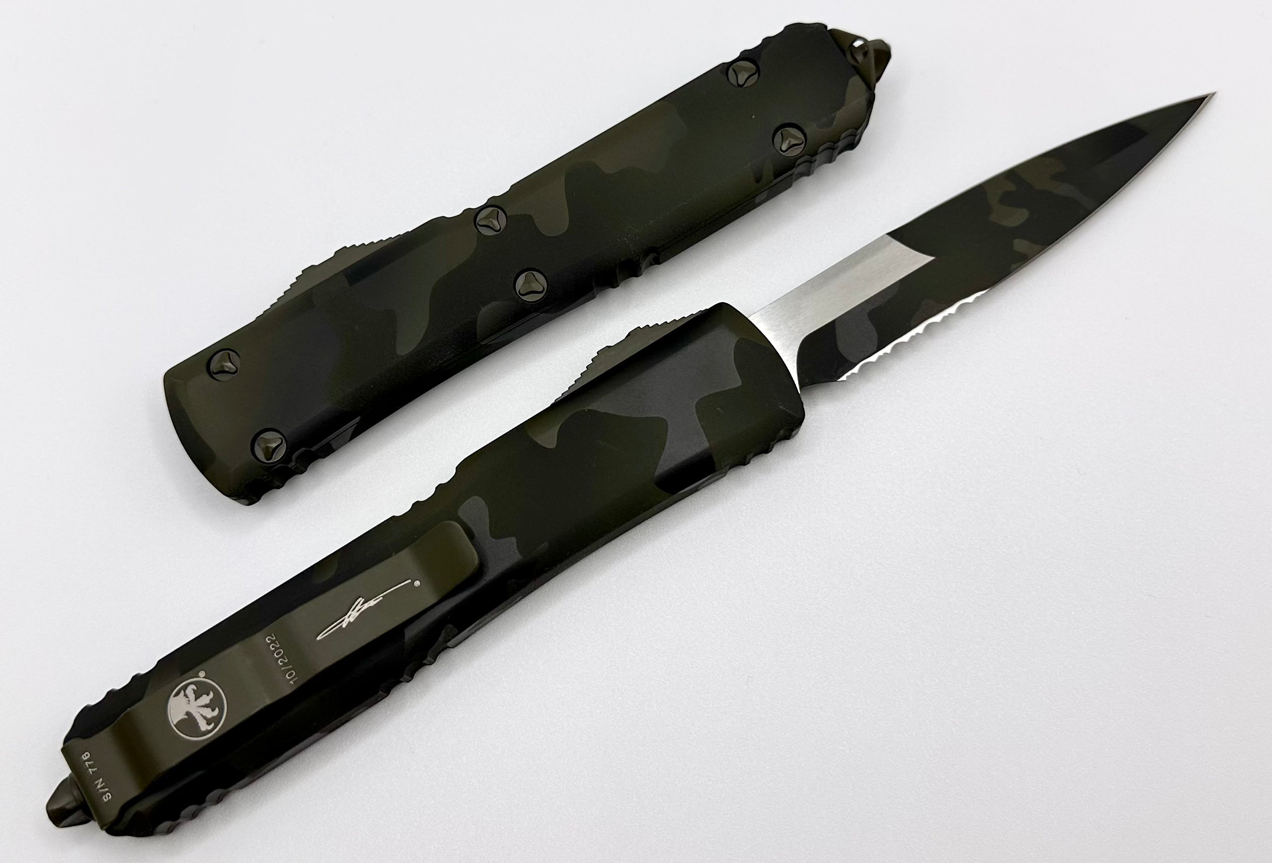 Premium Microtech Ultratech Bayonet Knife - Olive Camo, Partial Serrated Edge