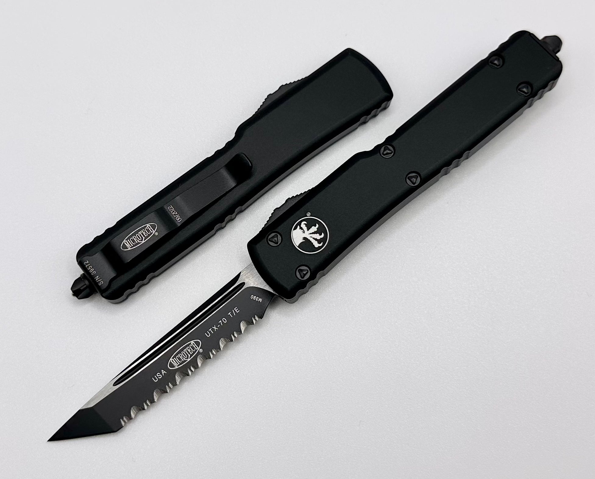 Microtech UTX-70 T/E Fully Serrated Tactical Knife - Compact & Premium