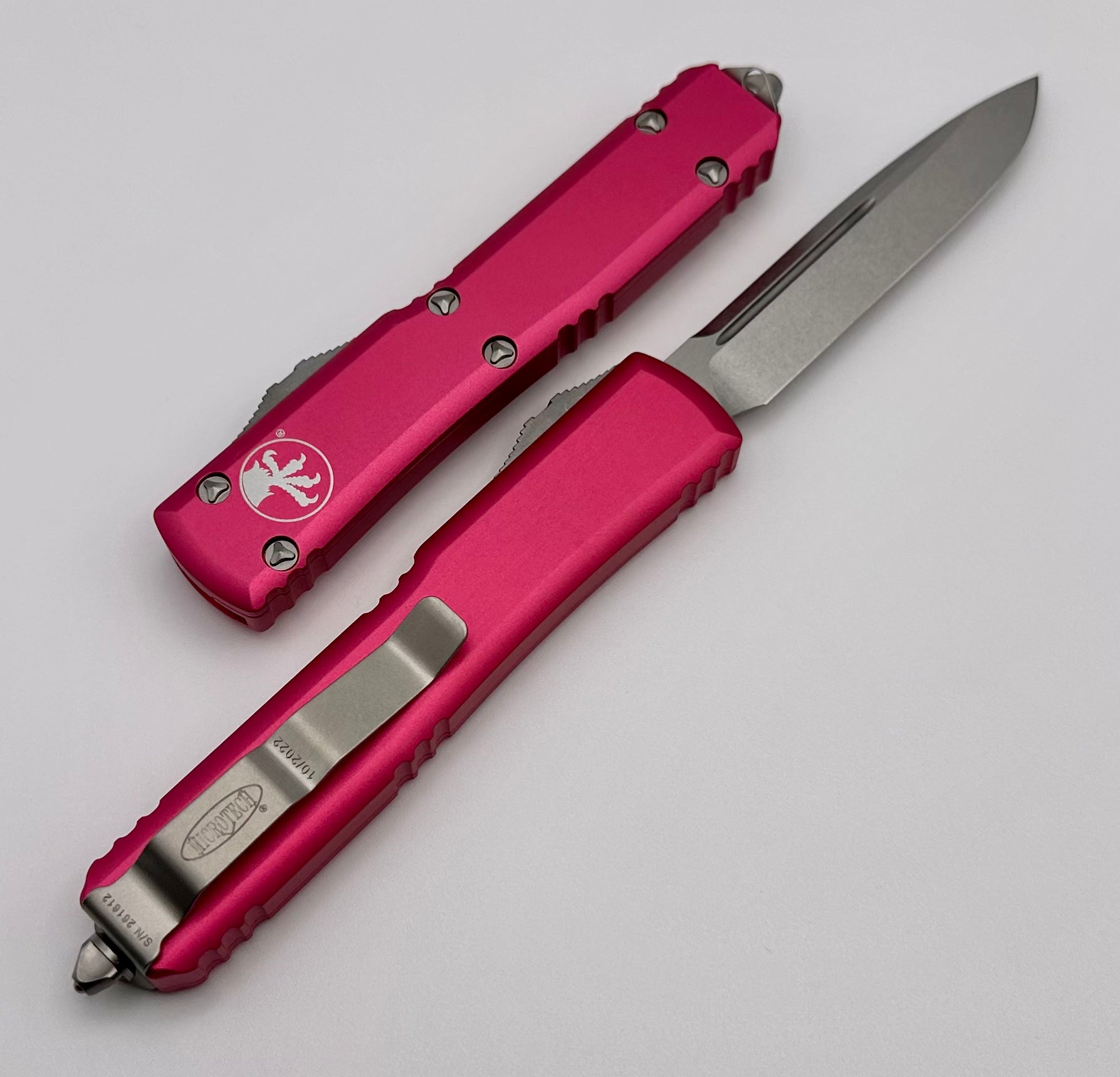 Microtech Ultratech Premium Stonewash Single Edge Knife with Pink Handle