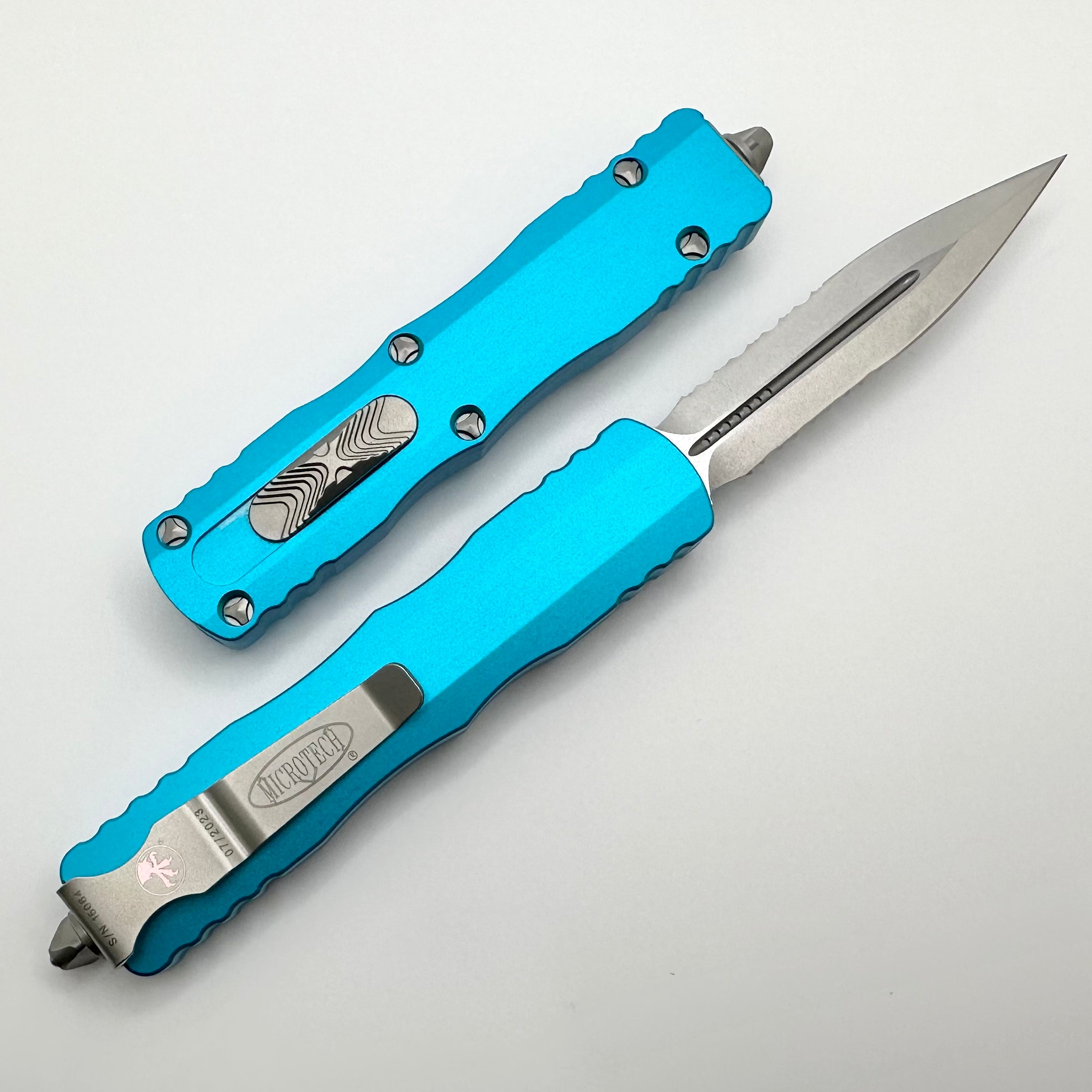 Microtech Dirac D/E Premium OTF Knife - Stonewash Finish & Turquoise Handle