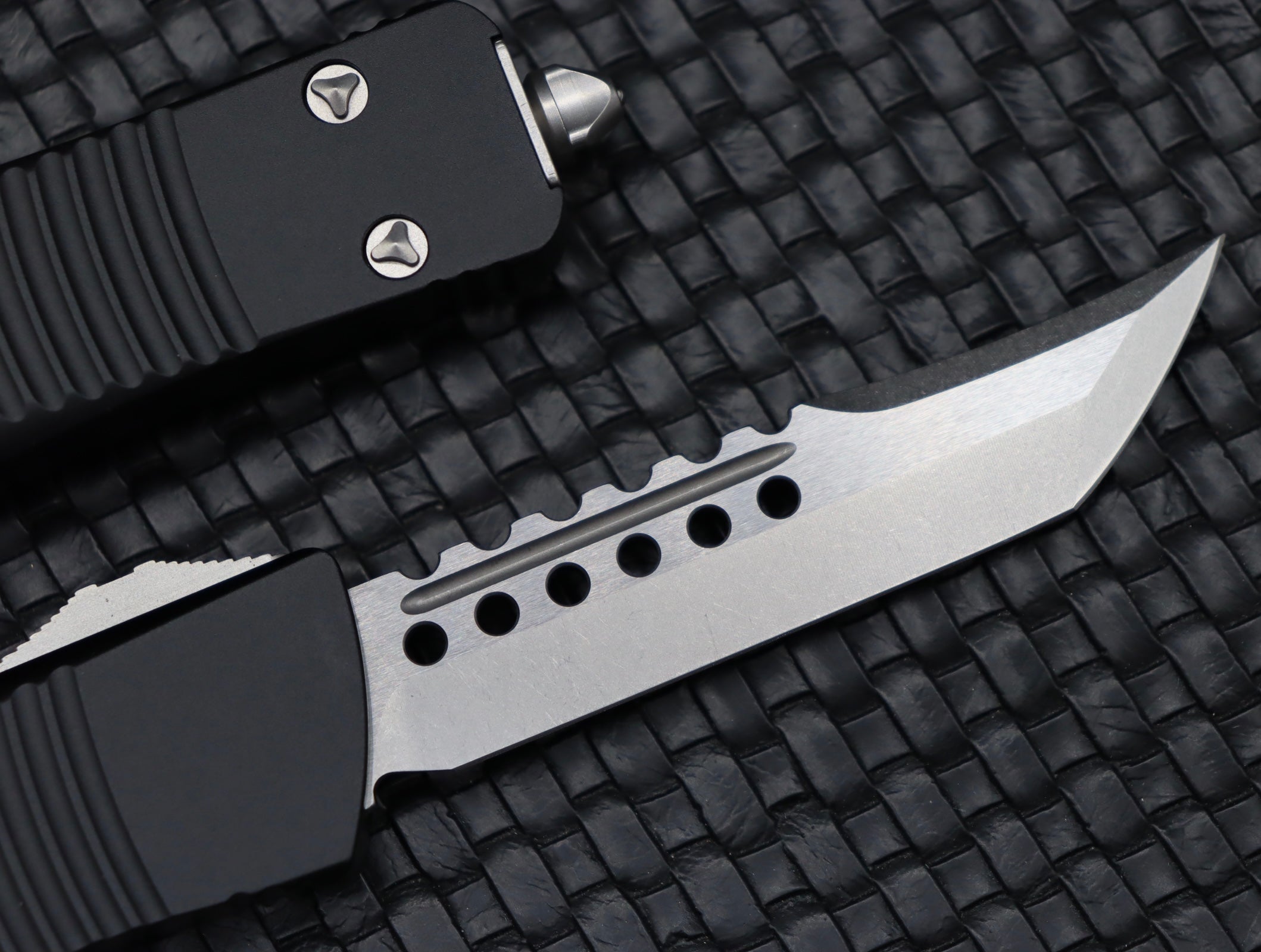 Premium Microtech Troodon Hellhound Stonewash Tactical Knife