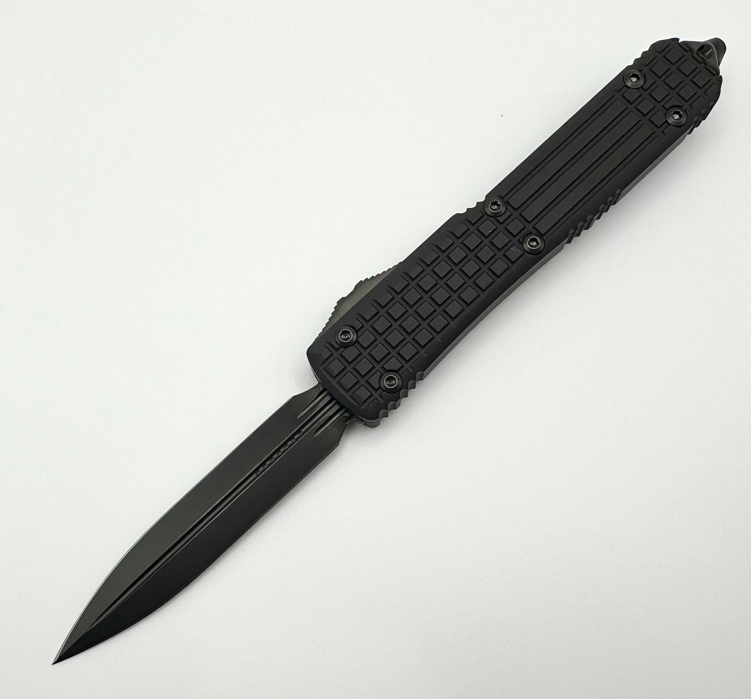 Microtech Ultratech Delta Frag Fluted DLC D/E - Premium Pre-Owned Tactical Knife