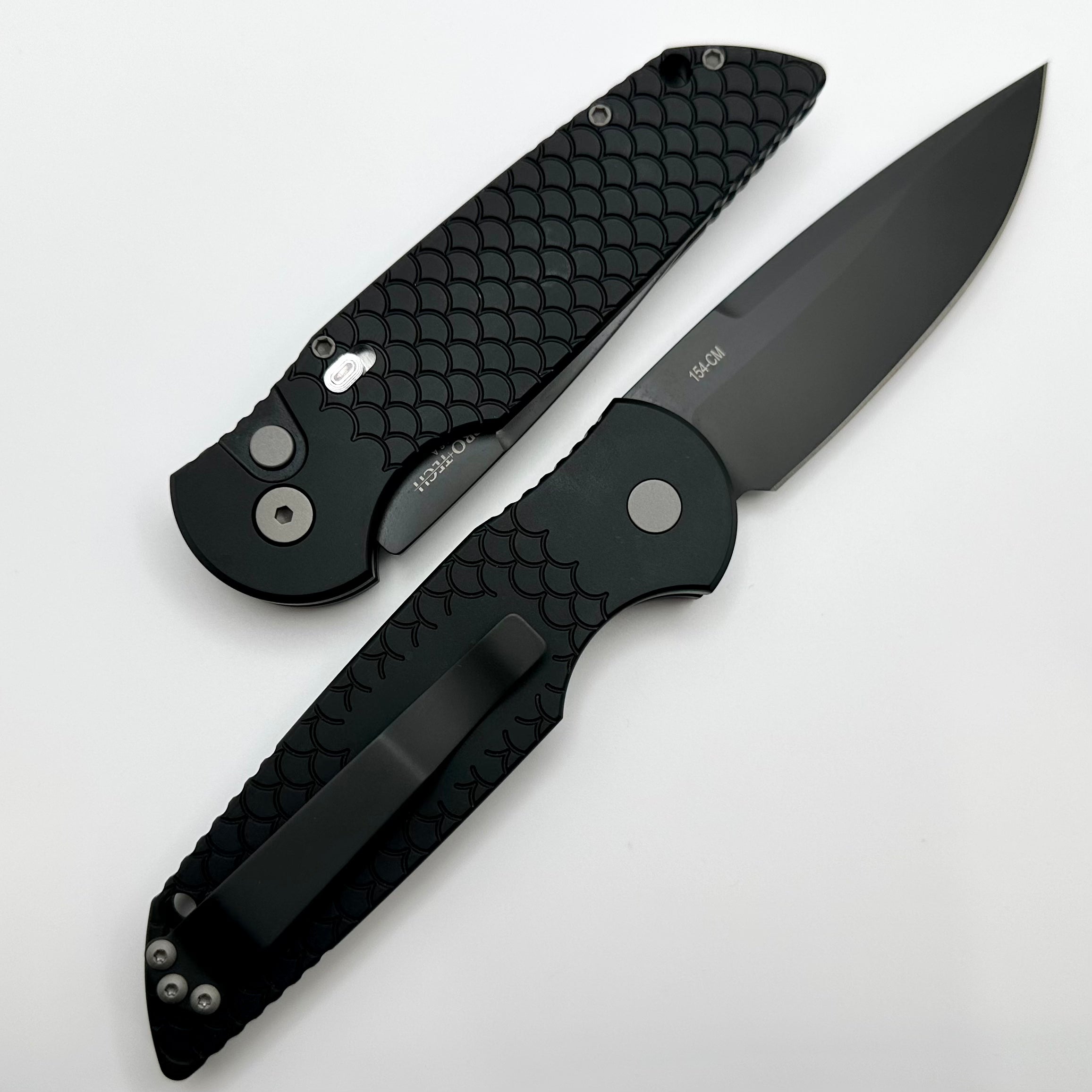 Ultimate Pro-Tech TR-3 XI M Tactical Knife - Black Fish Scale Handle & 154-CM Blade