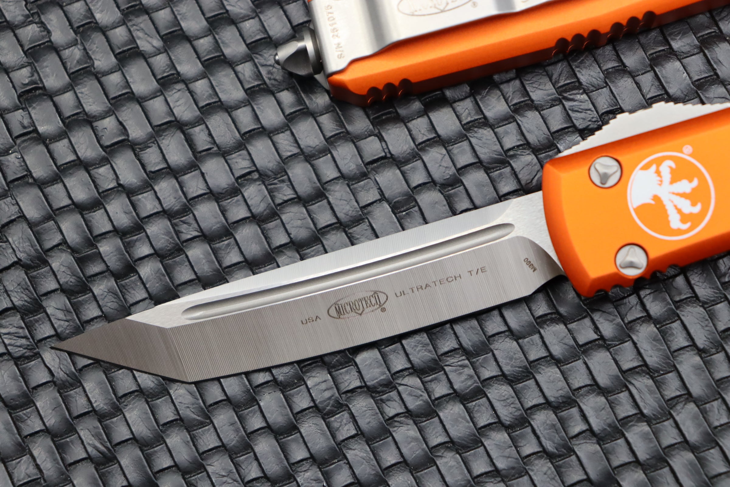 Microtech Ultratech Tanto Satin Standard & Orange 123-4OR - Premium Tactical Knife