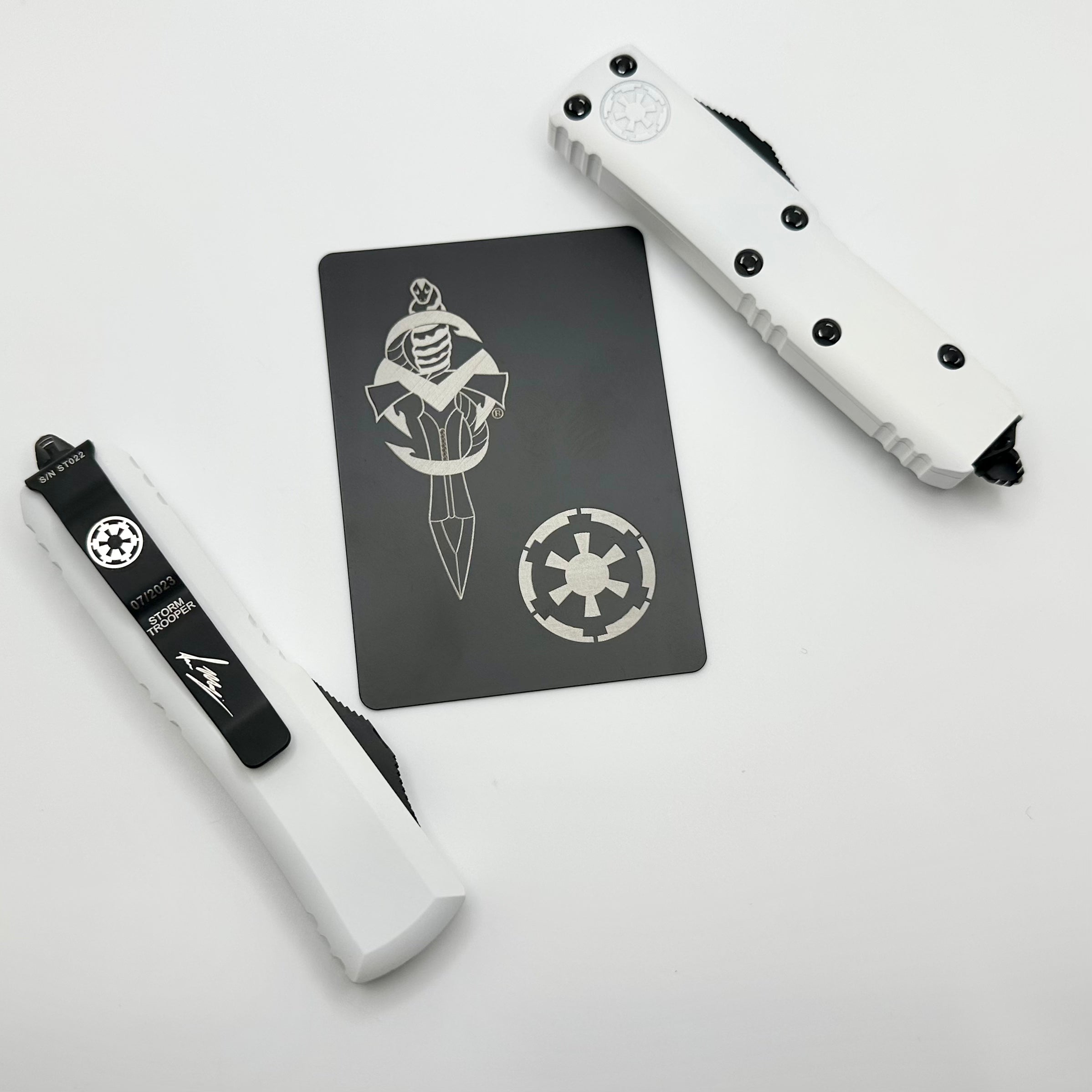 Premium Microtech UTX-85 Storm Trooper Signature Series - Hellhound & Warhound Knife Set