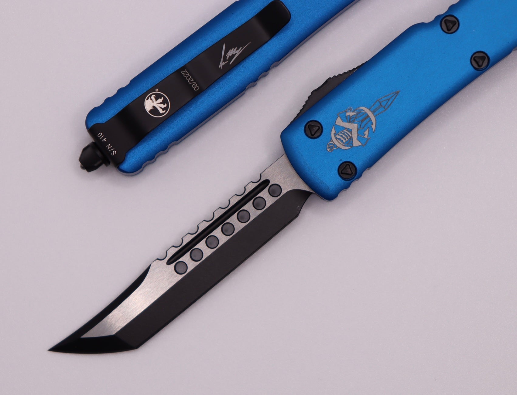 Microtech UTX-70 Hellhound Black & Blue Premium EDC Knife