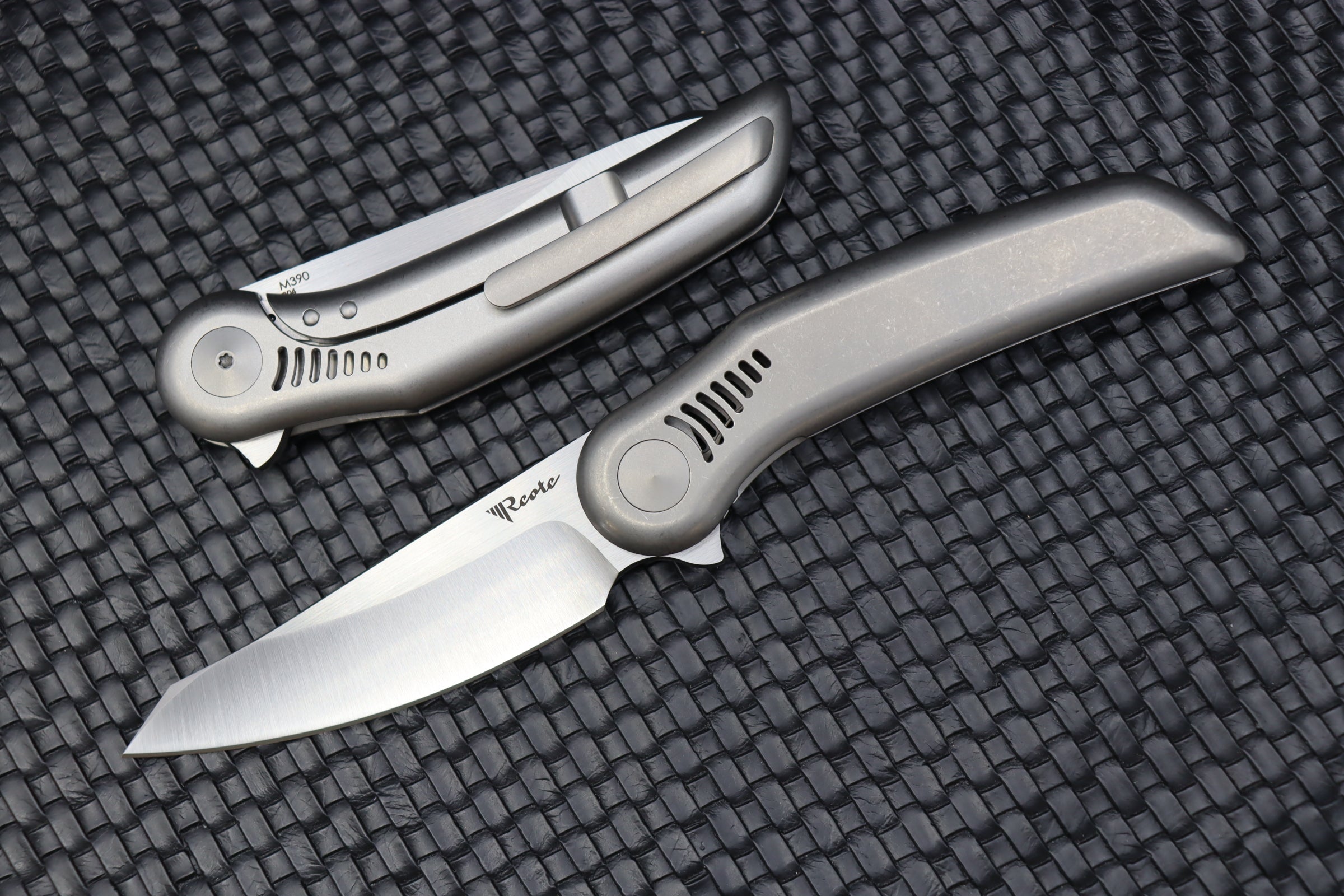 Reate Gents #9 Premium EDC Knife - Light Beadblast Titanium & M390 Steel