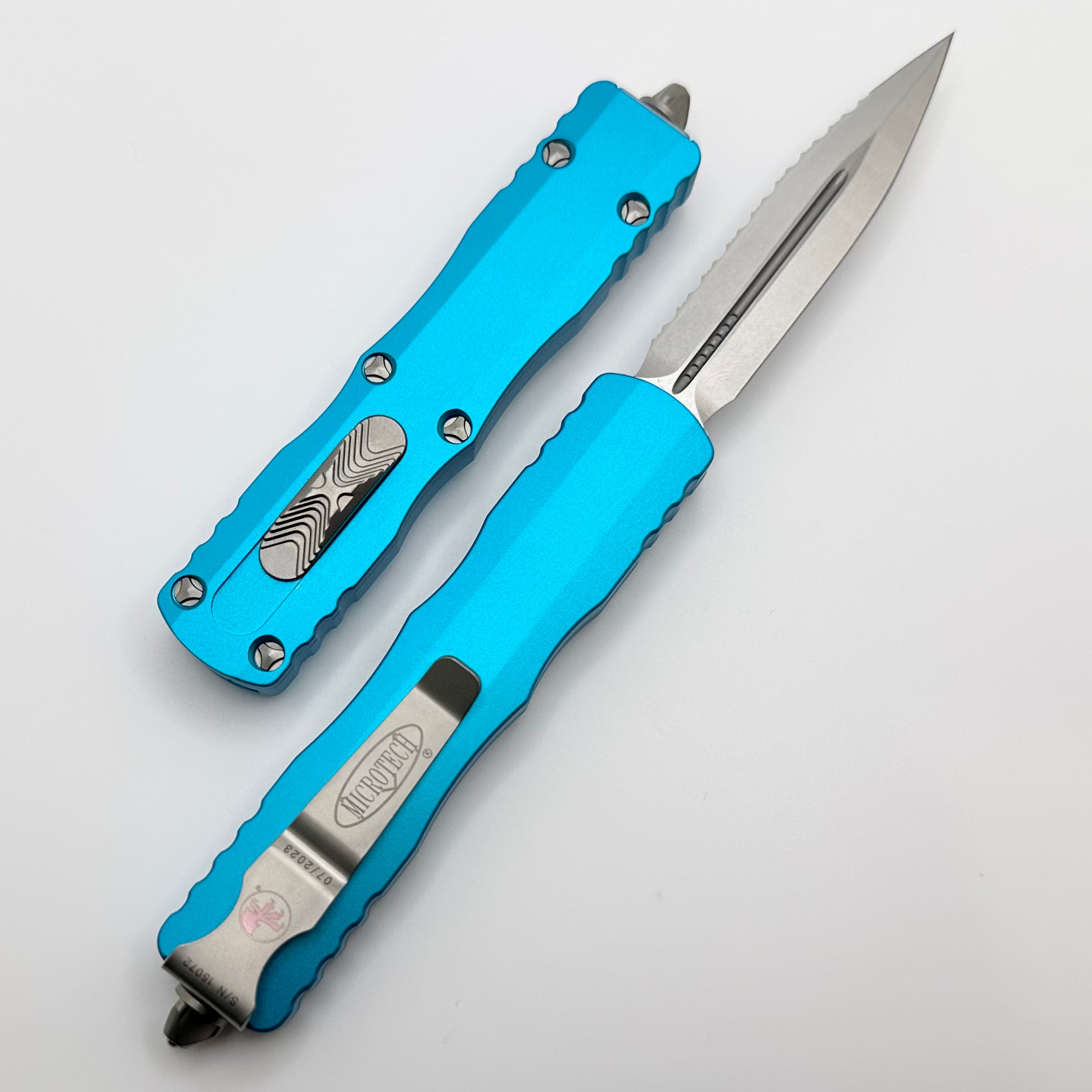 Premium Microtech Dirac D/E Stonewash Knife - Full Serrated & Turquoise | Ultimate Everyday Carry