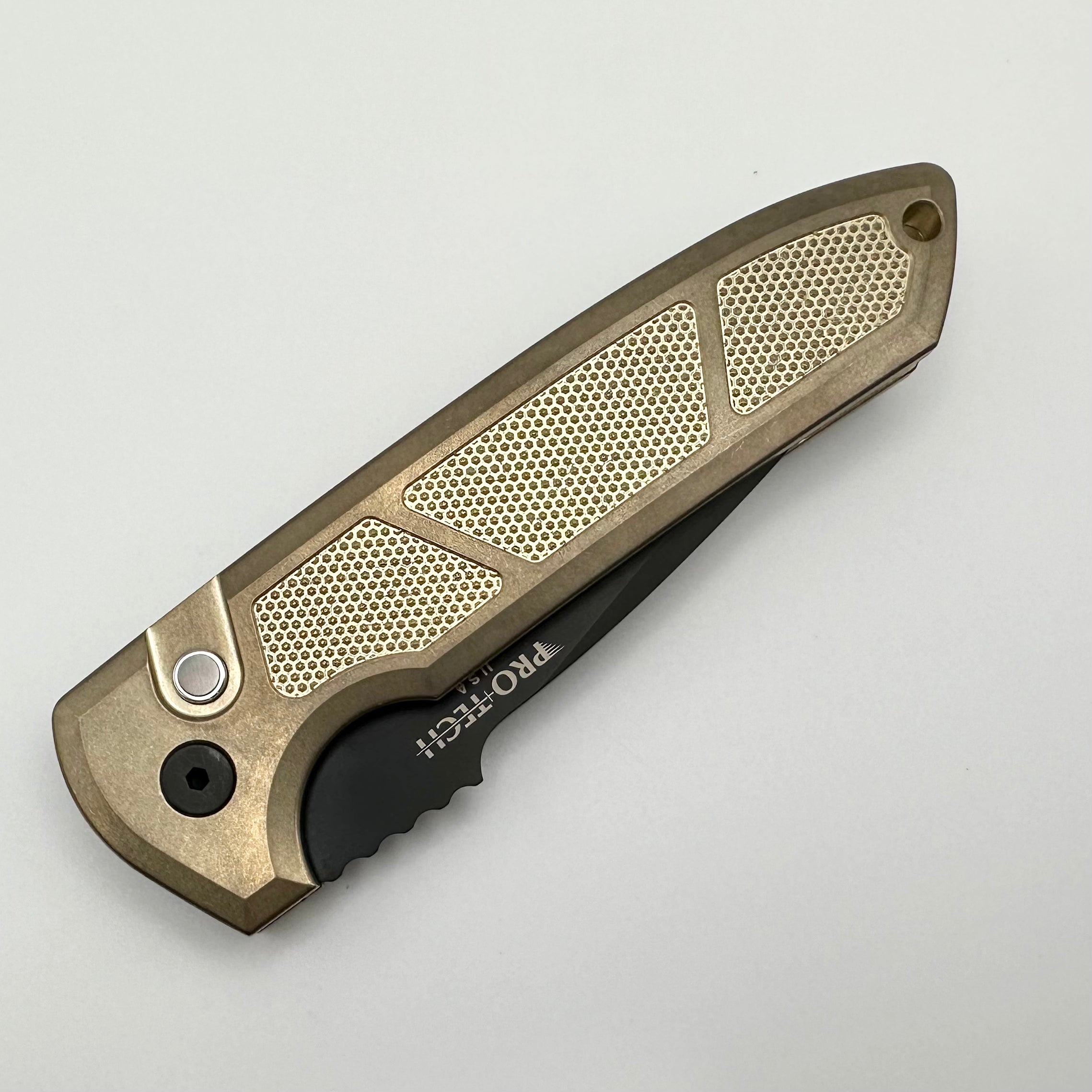 Pro-Tech Les George Rockeye Premium Folding Knife - Textured AlBronze Handle with Mother of Pearl Button & DLC CPM-D2 Blade