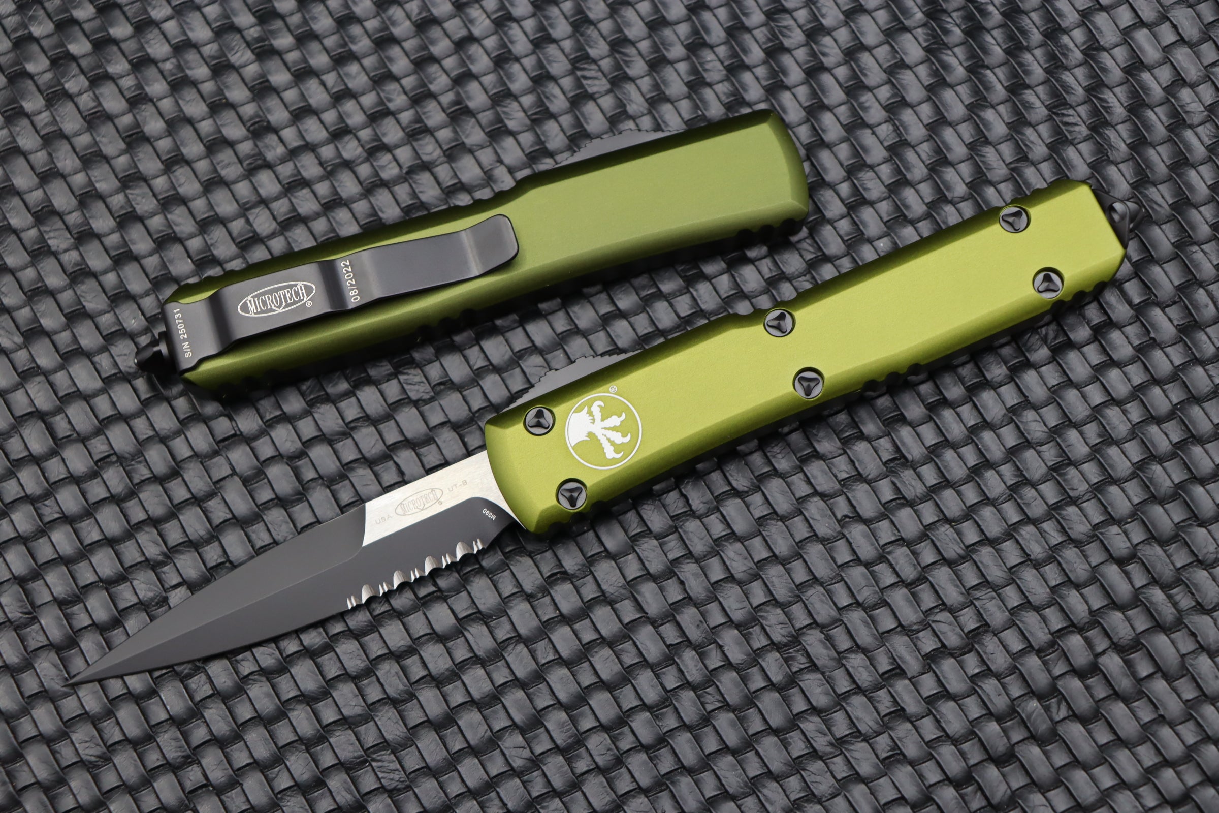 Premium Microtech Ultratech Bayonet Knife - Black Partial Serrated & OD Green