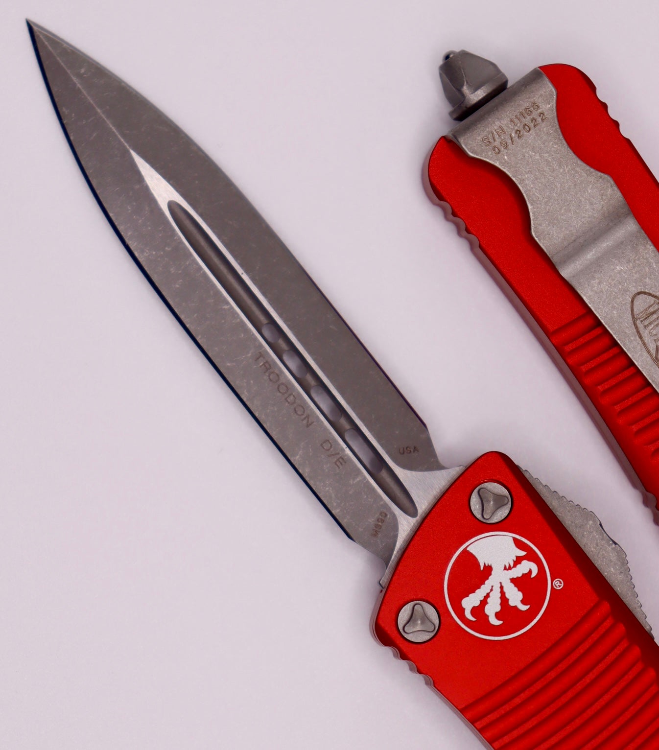 Microtech Troodon Double Edge Apocalyptic Standard & Red - Ultimate Tactical OTF Knife