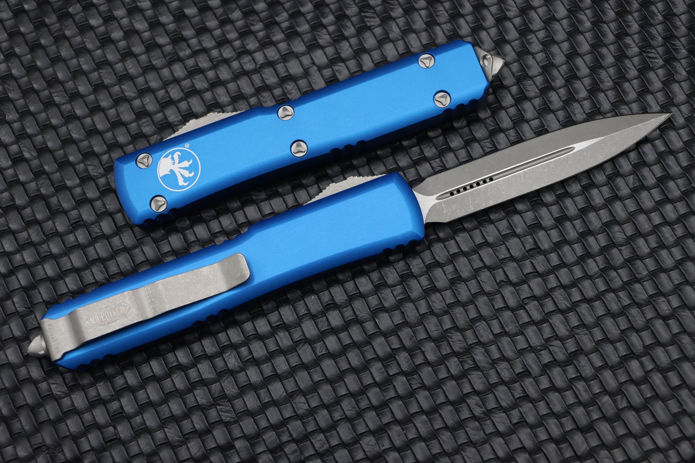 Microtech Ultratech Double Edge Apocalyptic Standard & Blue 122-10APBL - Ultimate Tactical Knife