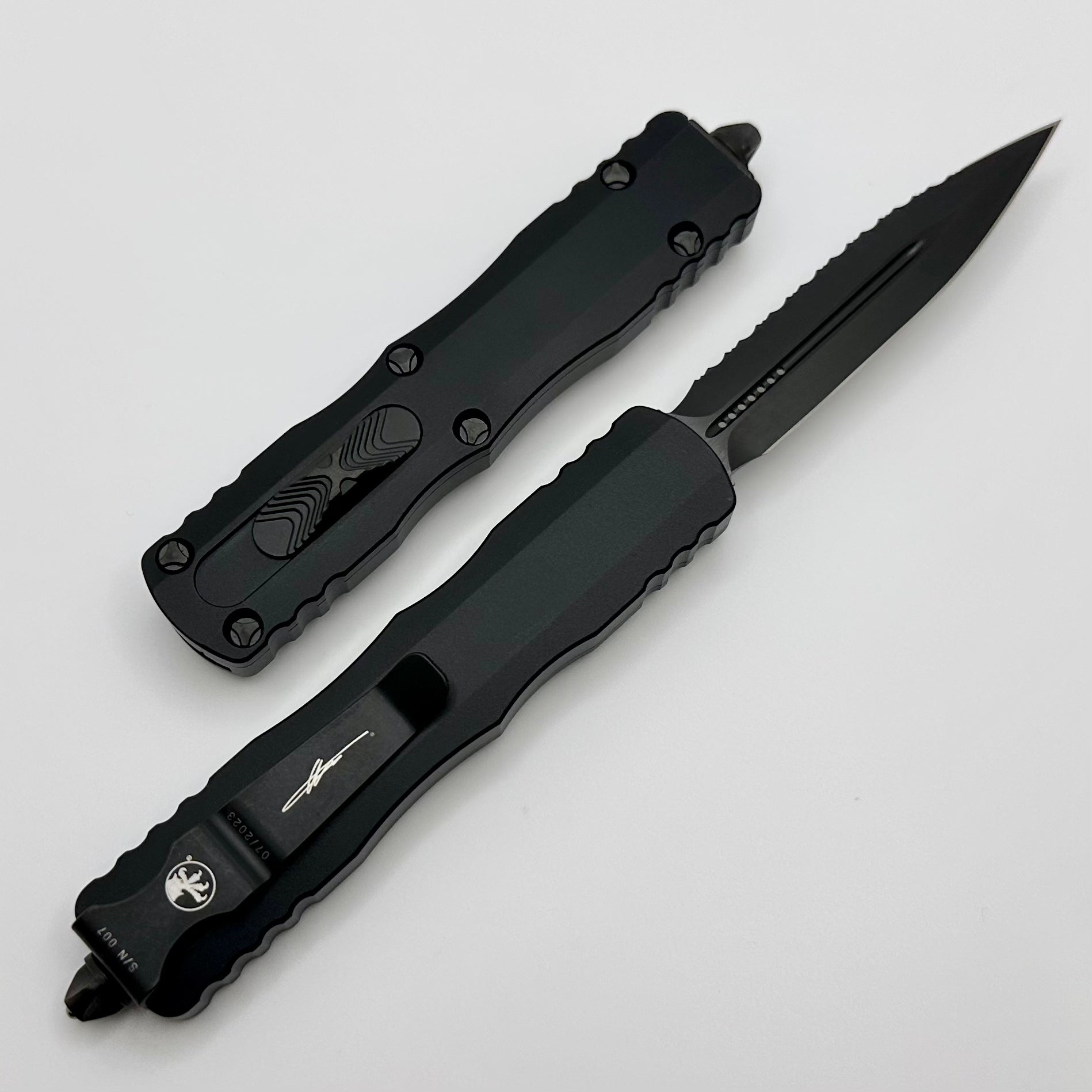 Microtech Dirac DLC Double Edge Full Serrated Signature Series - Ultimate Everyday EDC Knife