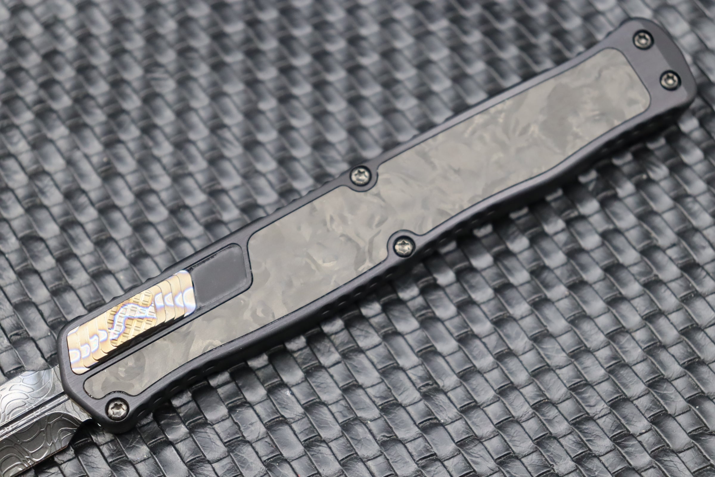 Heretic Knives Cleric II 2 Vegas Forge D/E DLC Damascus & Marble Carbon Fiber Folding Knife with Flamed Clip/Button