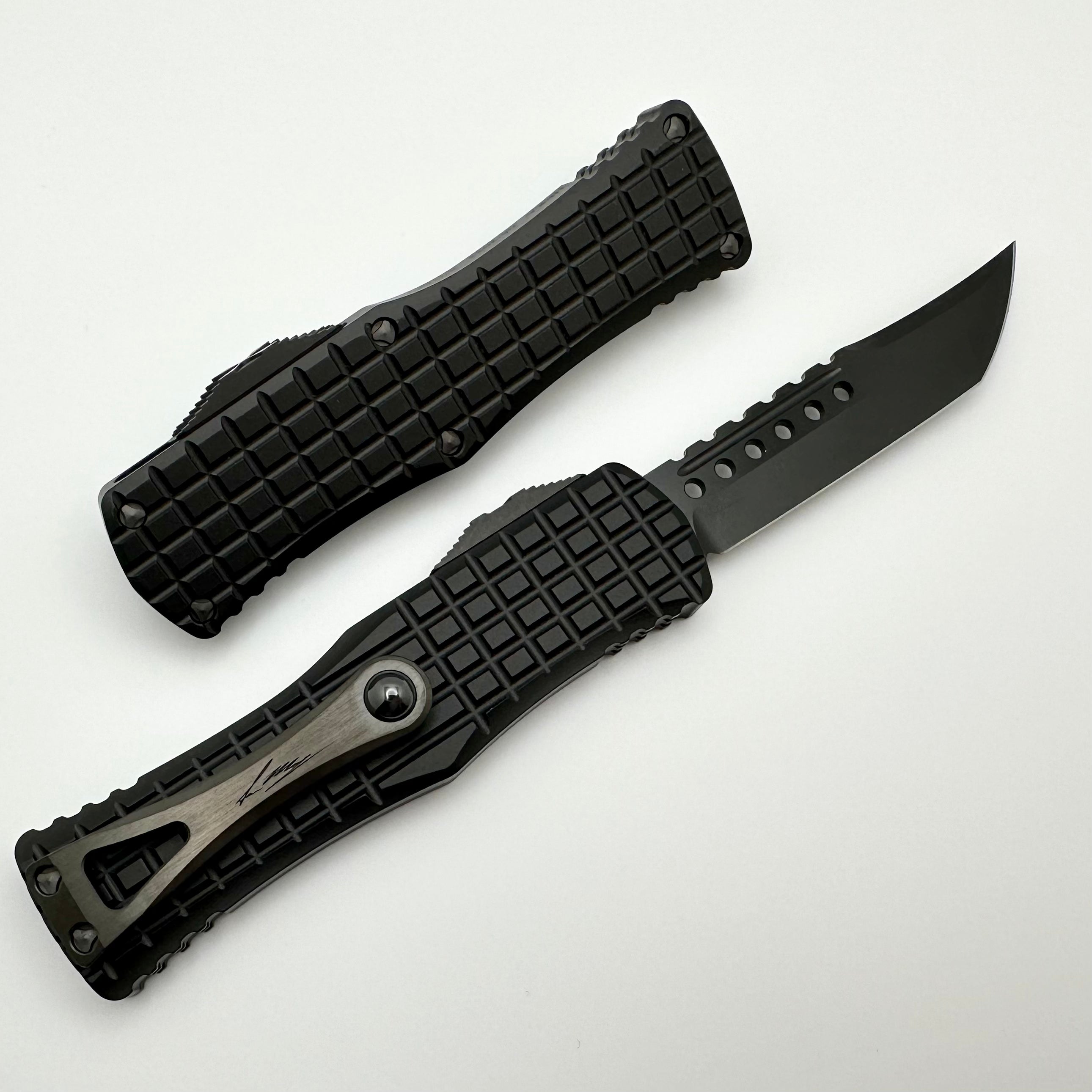 Microtech Hera Frag Hellhound DLC Shadow Signature Series 919-1DLCTFRSH - Premium Tactical Knife