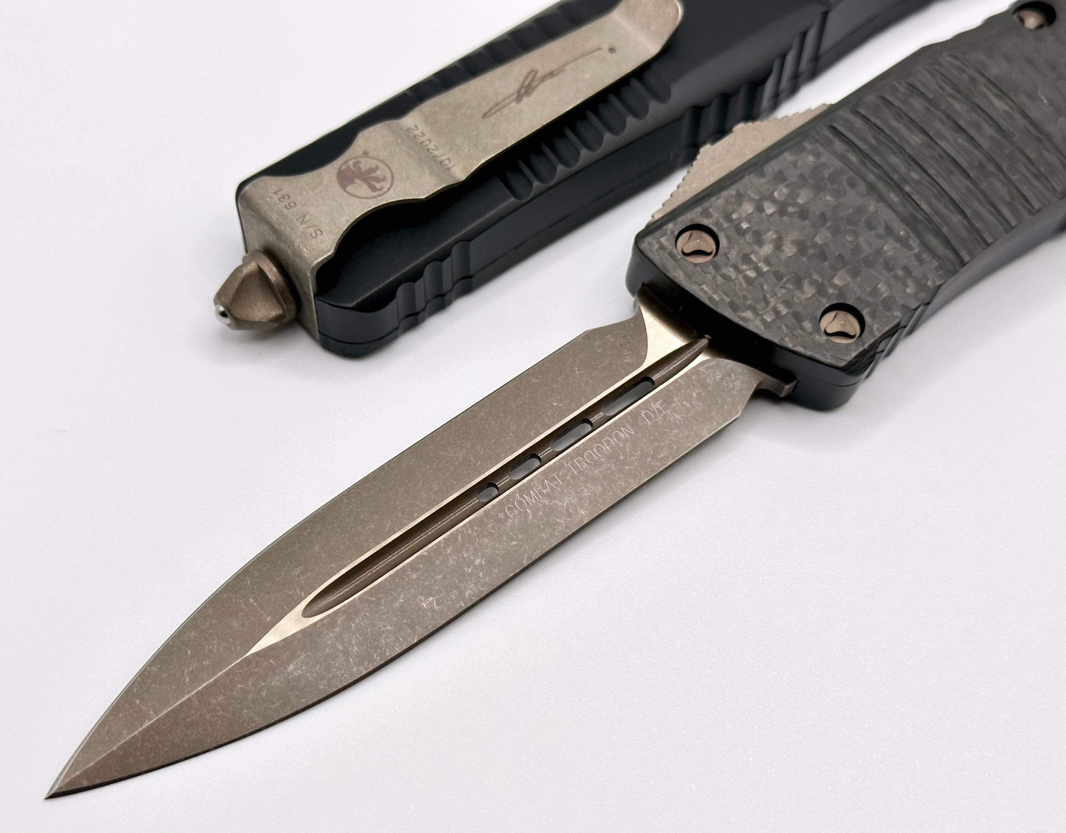 Microtech Combat Troodon Premium OTF Knife - Bronze Apocalyptic & Carbon Fiber