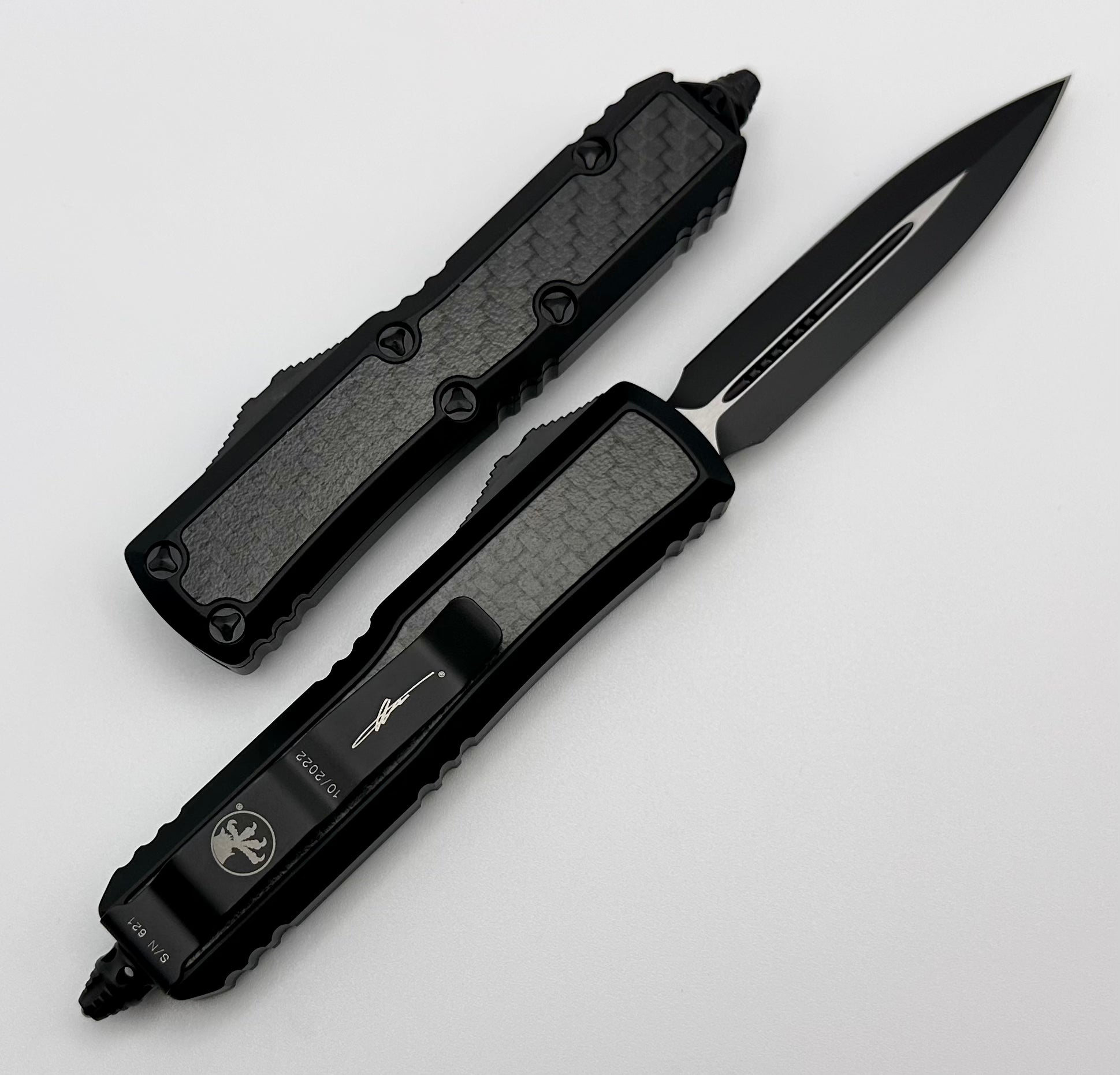 Microtech Daytona Double Edge Tactical Knife - Premium Carbon Fiber Edition