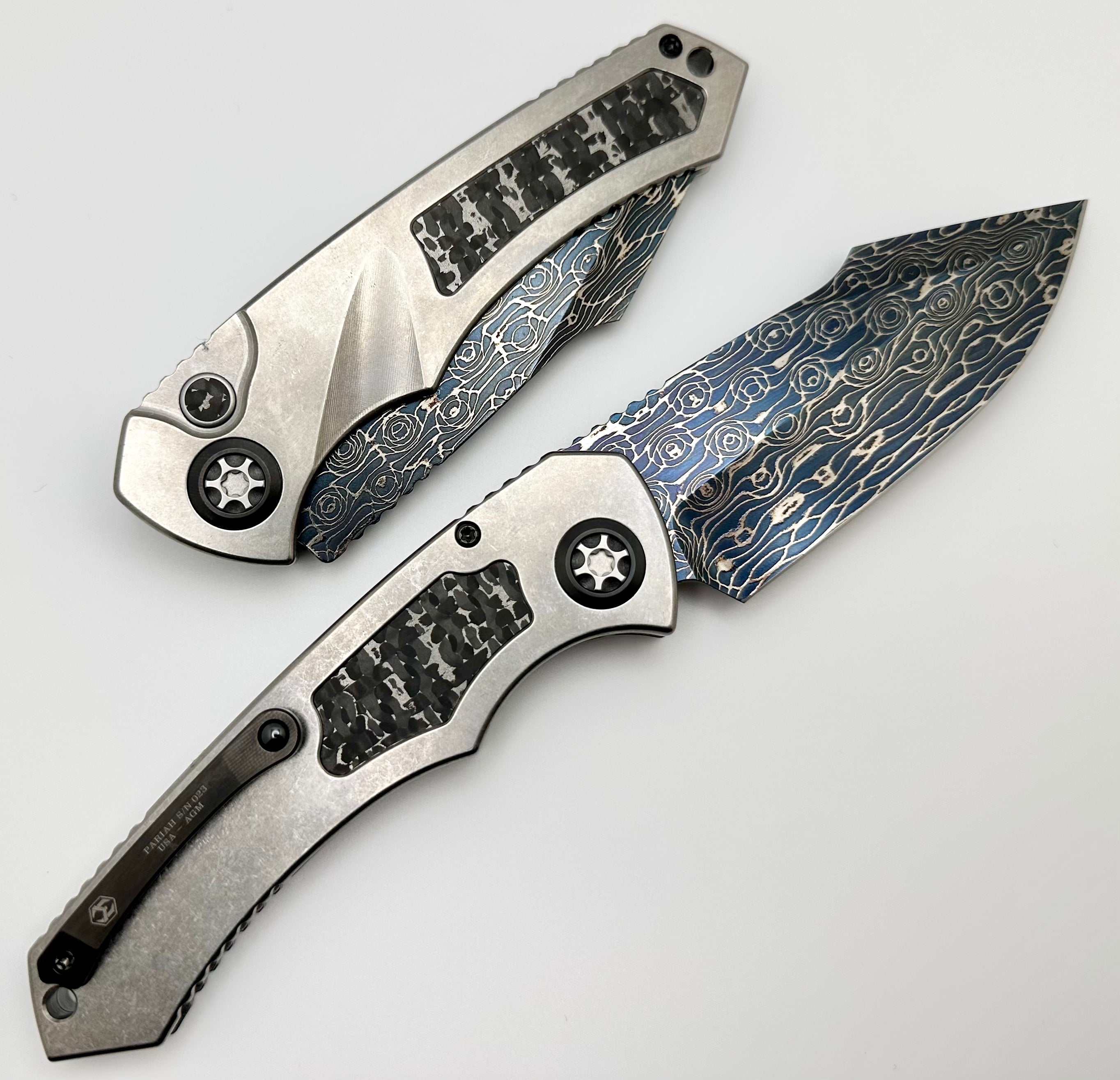 Premium Heretic Knives Pariah Auto: Titanium Custom with Silver Snakeskin Inlay & Blued Vegas Forge Damascus