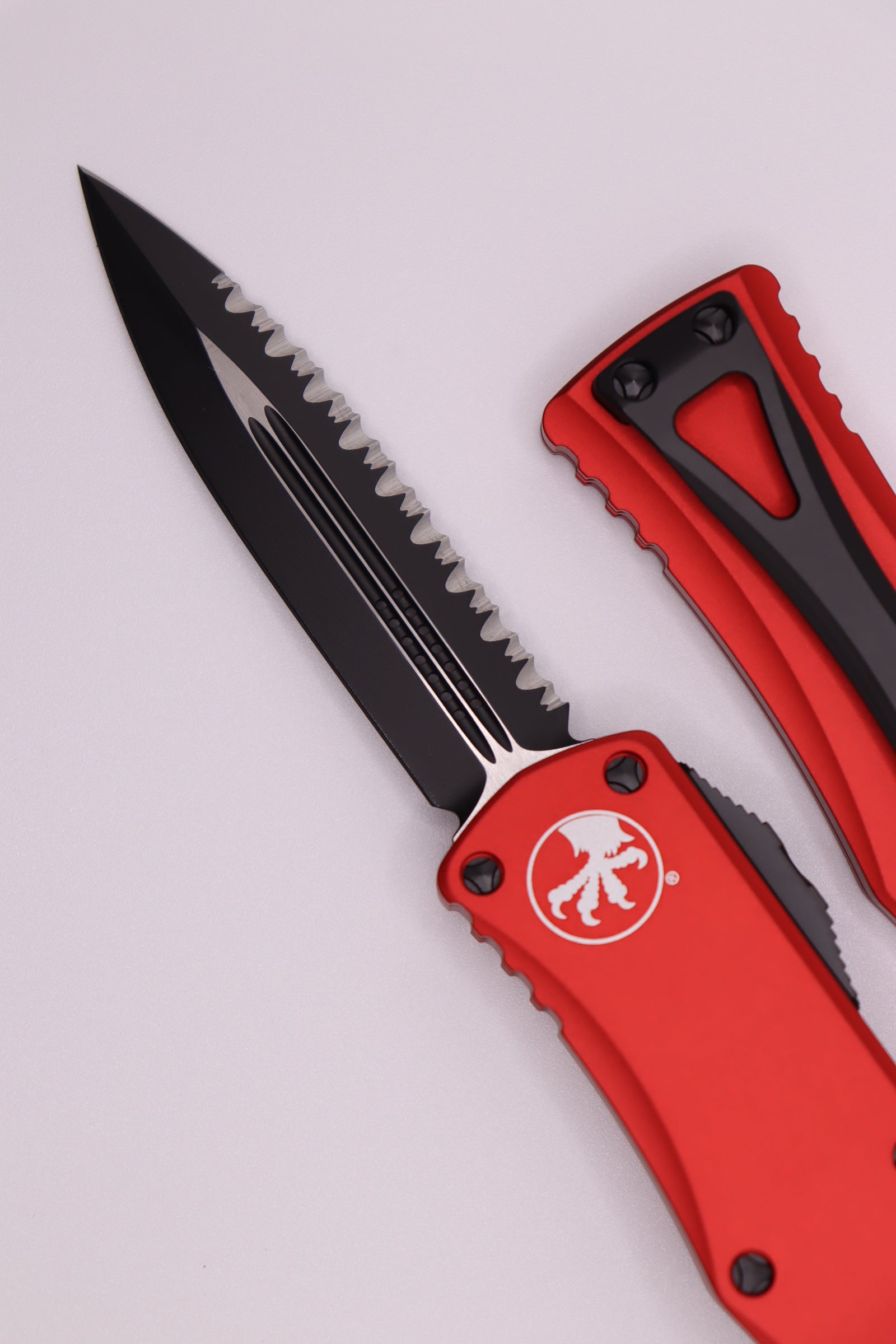 Microtech Hera Ultimate Tactical Knife - Double Edge Black Fully Serrated & Red