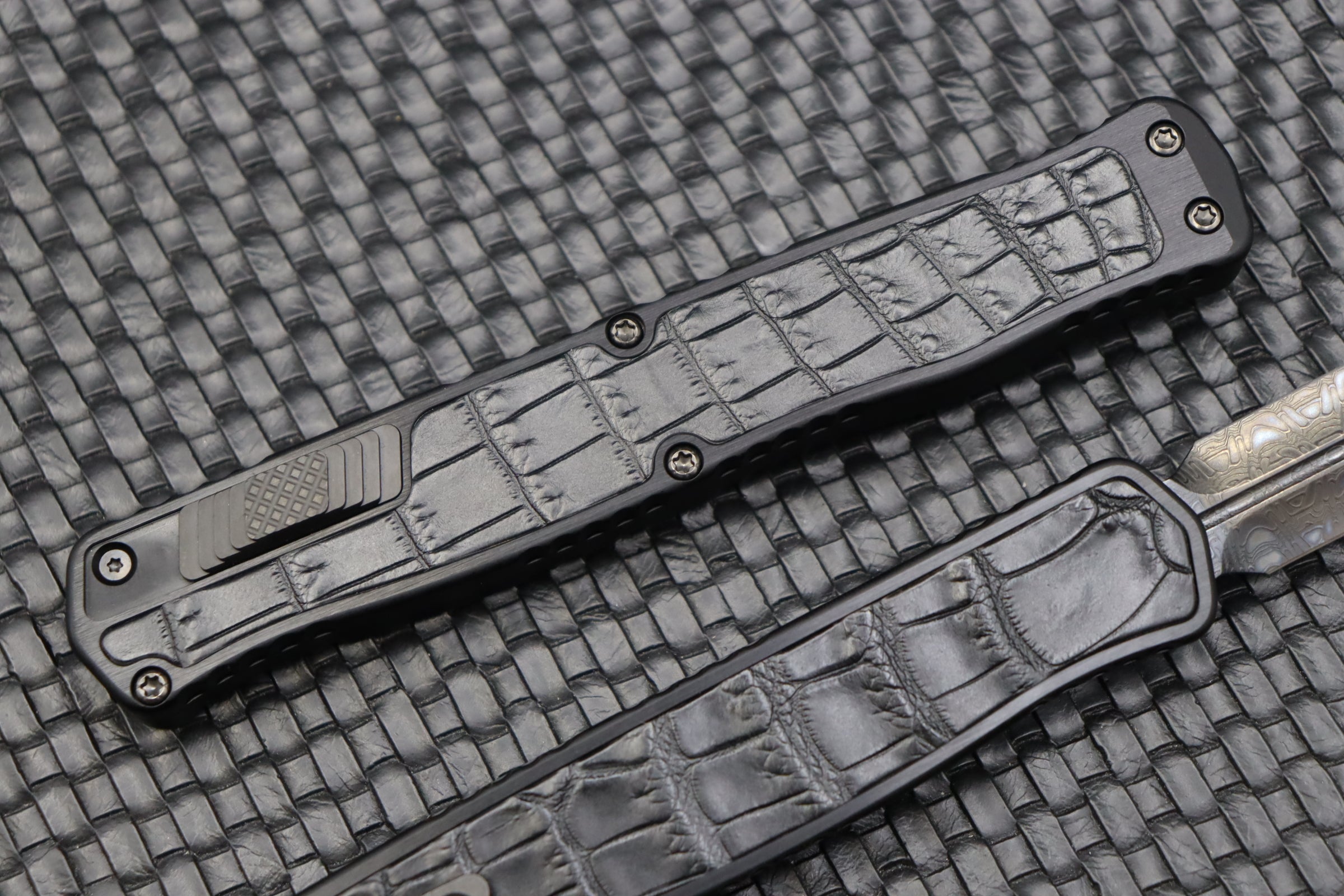 Heretic Knives Cleric II 2 - Premium Vegas Forge Reptilian DLC Damascus & Crocodile Inlays