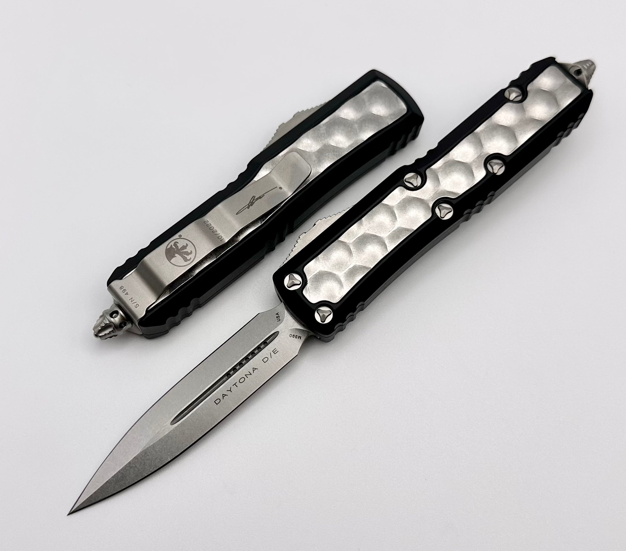 Premium Microtech Daytona D/E Stonewash Knife with Brute Bubble Inlays - Signature Series 126-10BIS