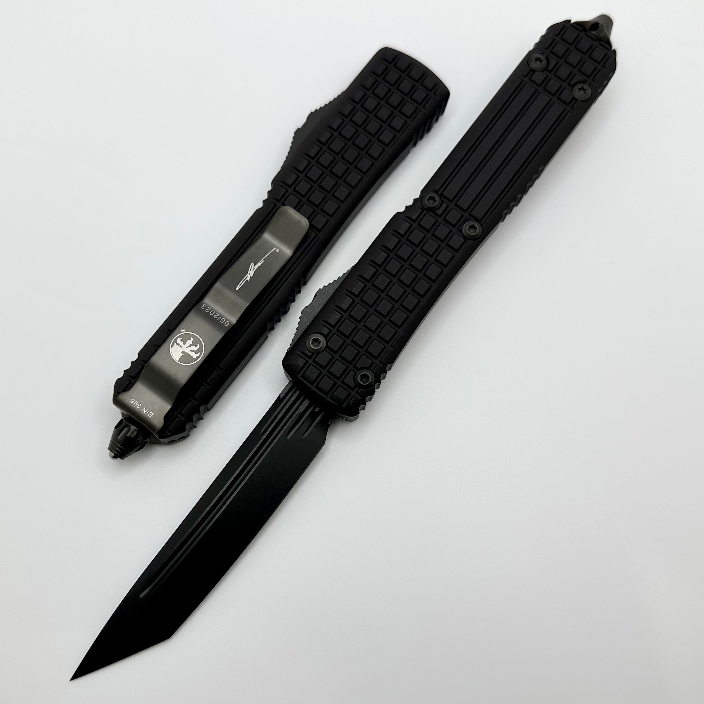 Microtech Ultratech Delta Frag Fluted Tanto DLC - Premium Signature Series