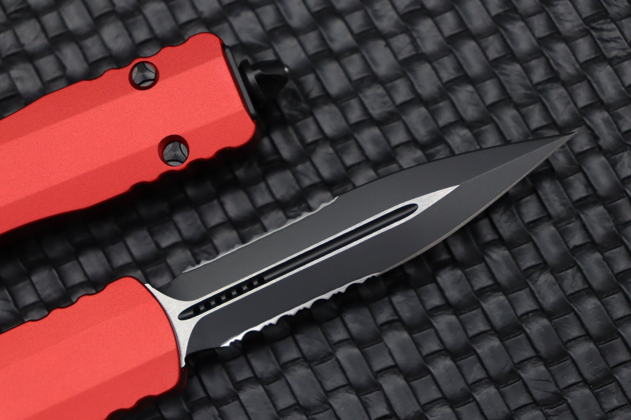 Premium Microtech Dirac D/E Partial Serrated Knife with Red Handle