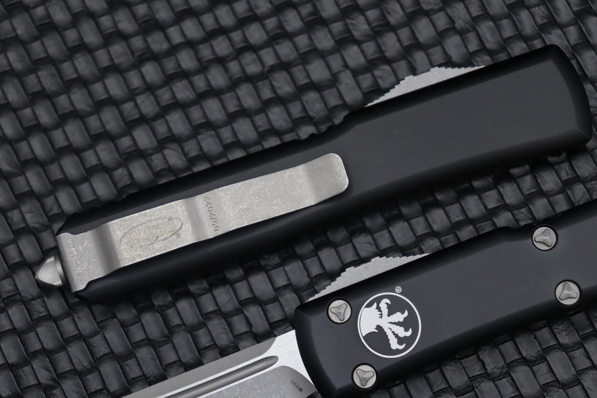 Microtech Ultratech Tanto Apocalyptic Standard - Premium Tactical OTF Knife