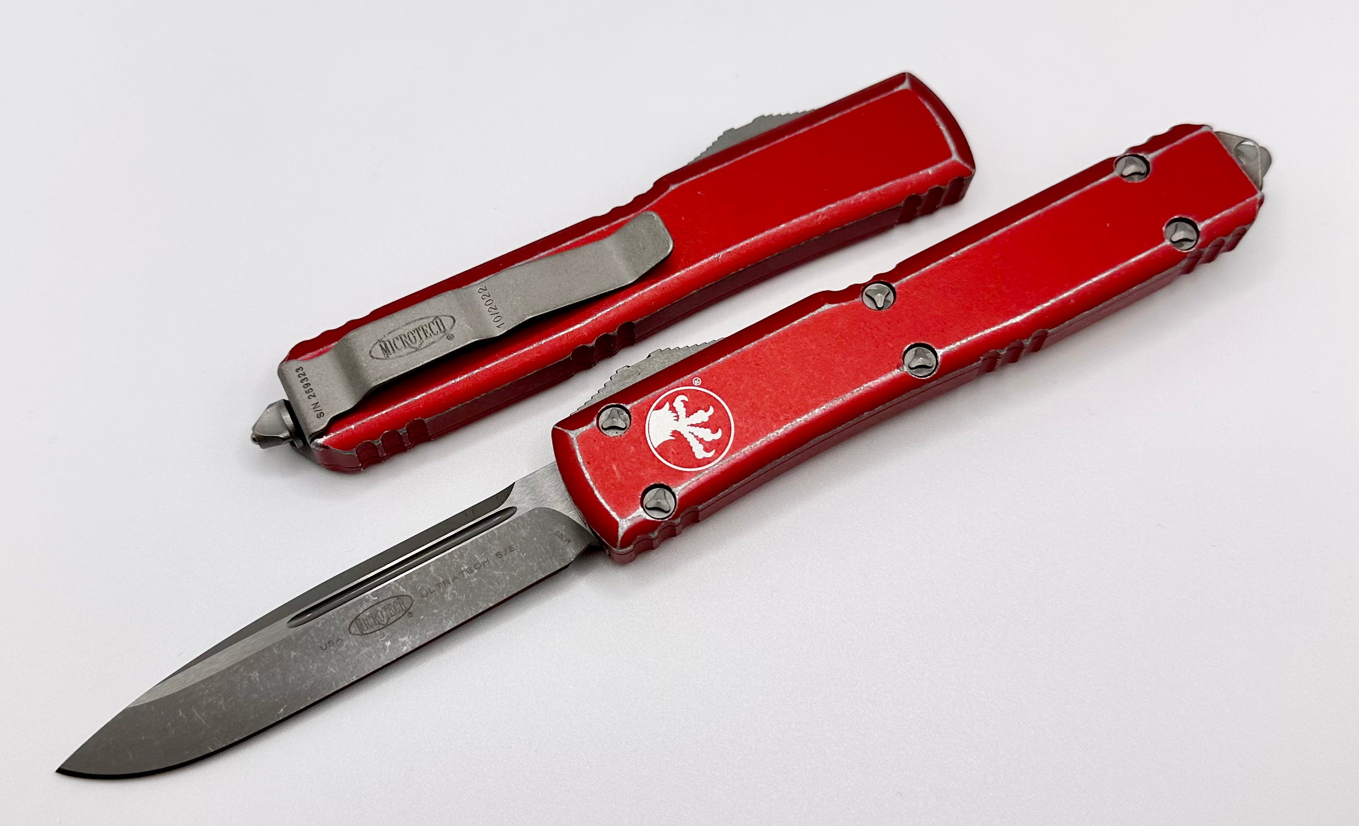 Microtech Ultratech Premium Single Edge Knife - Distressed Red Finish